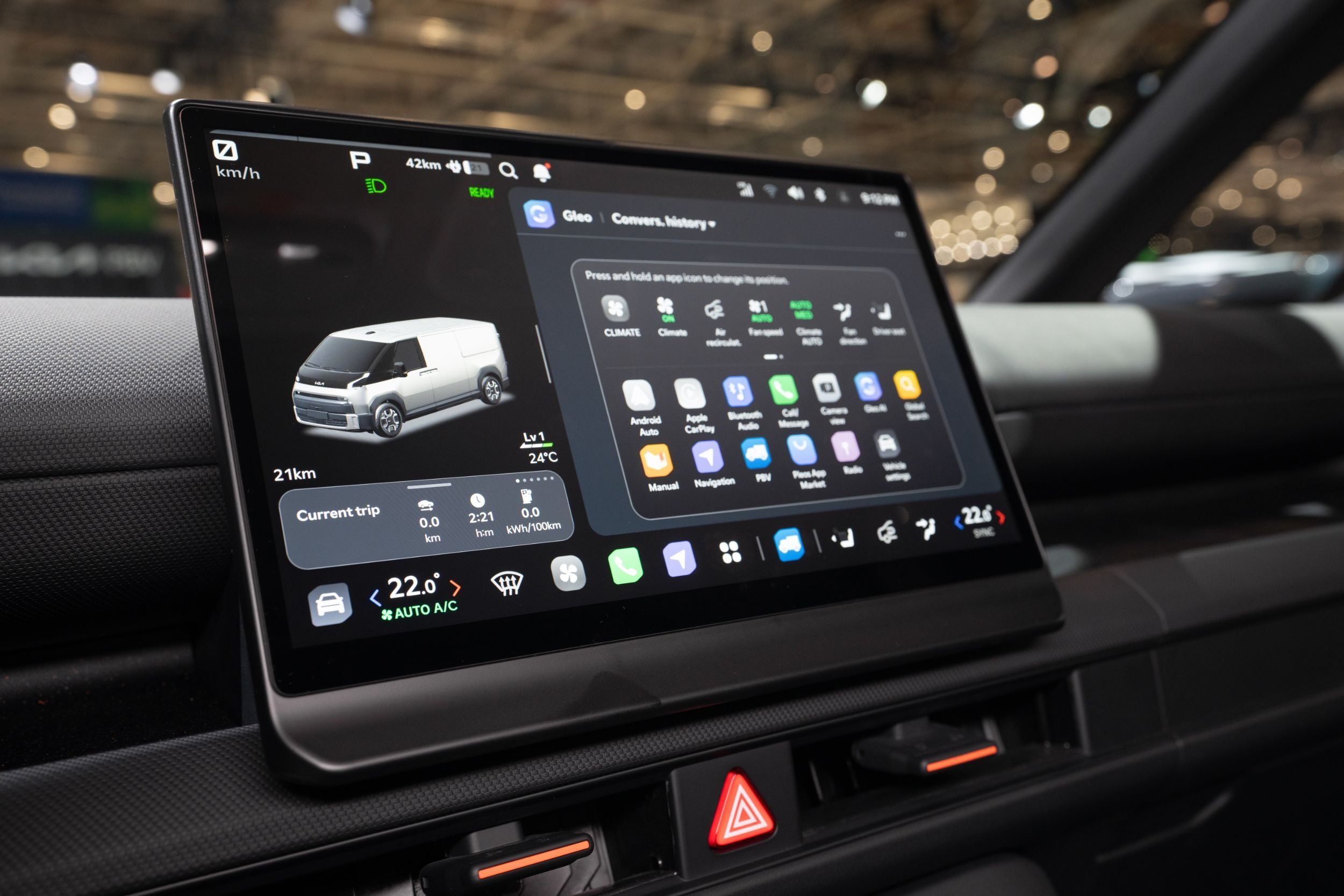 Kia PV7 Cargo - Live (49)