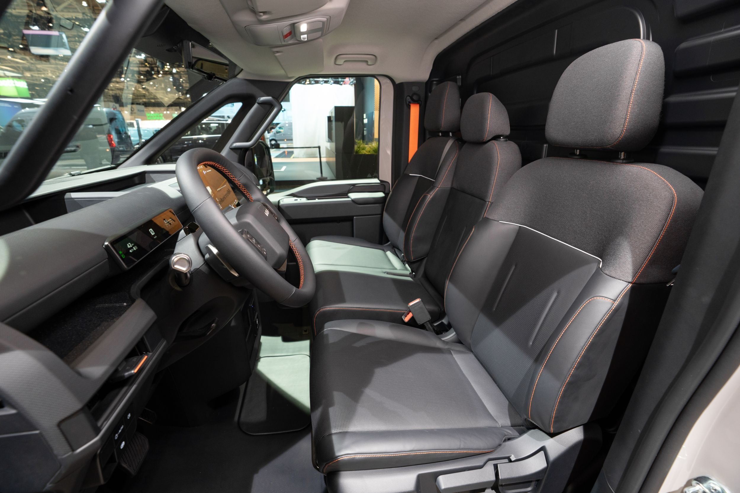 Kia PV7 Cargo - Live (51)
