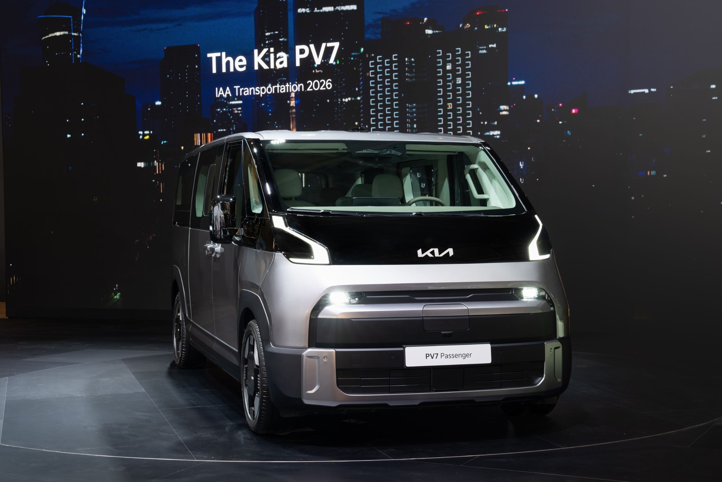 Kia PV7 Passenger - Live (11)