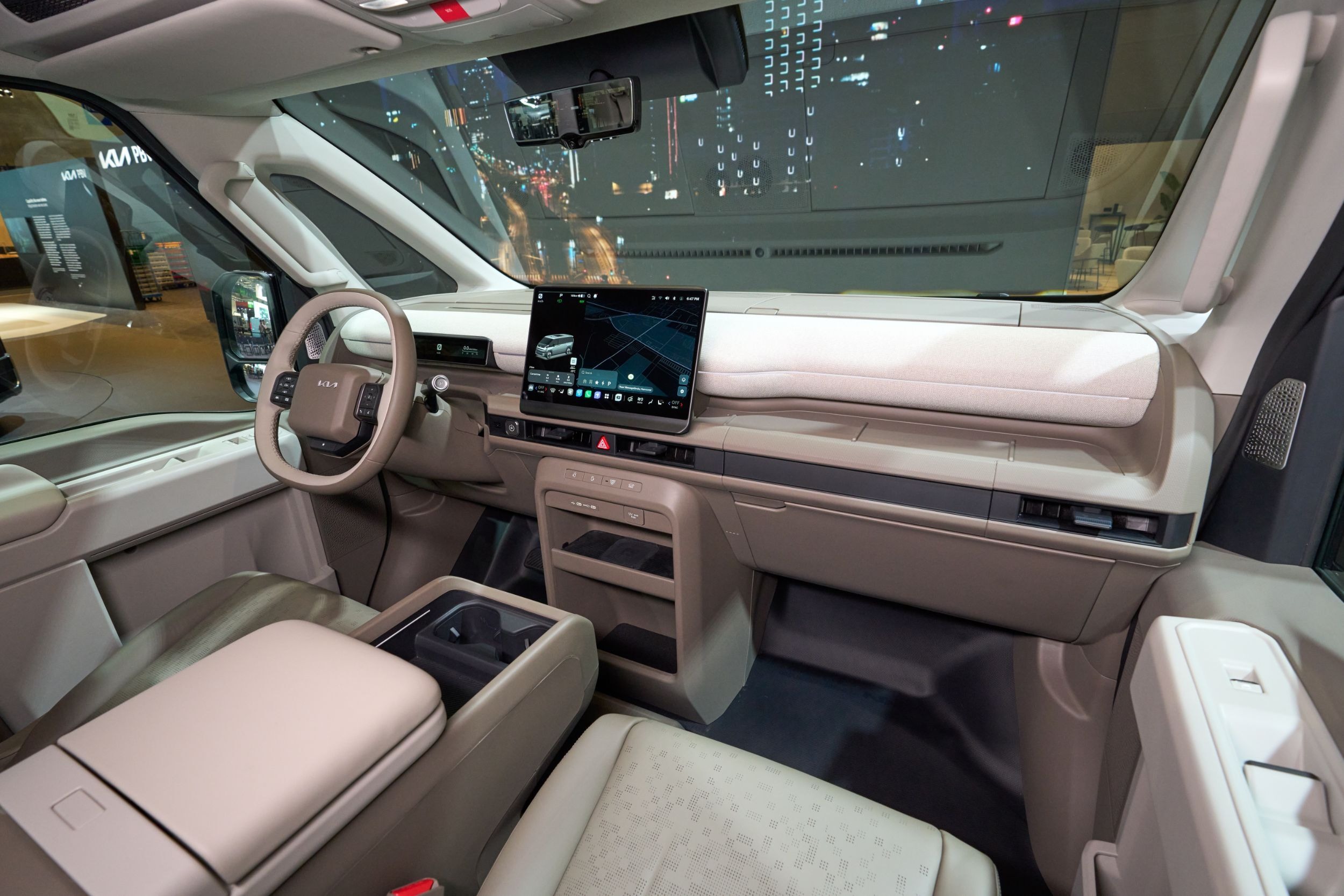 Kia PV7 Passenger - Live (20)