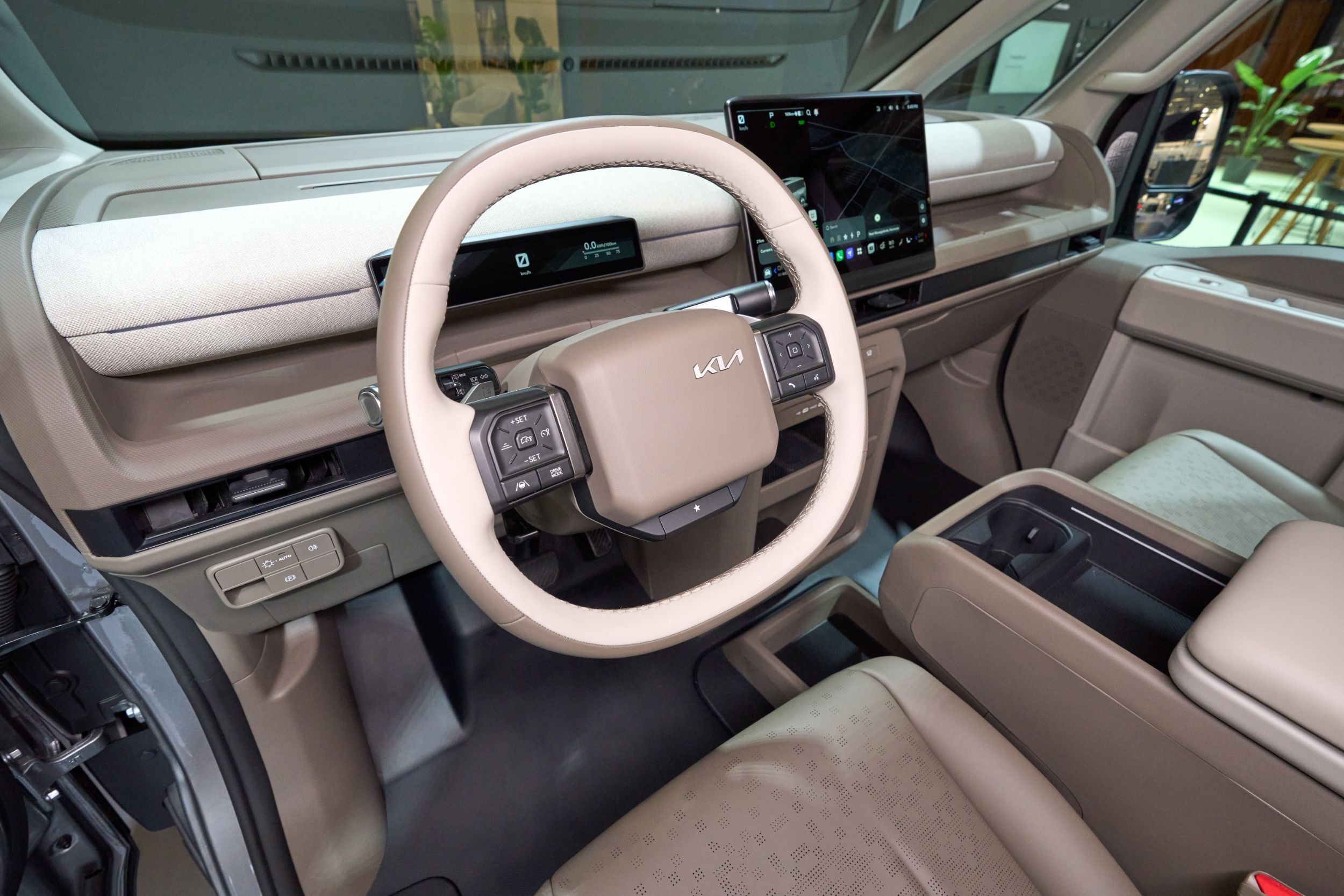 Kia PV7 Passenger - Live (24)