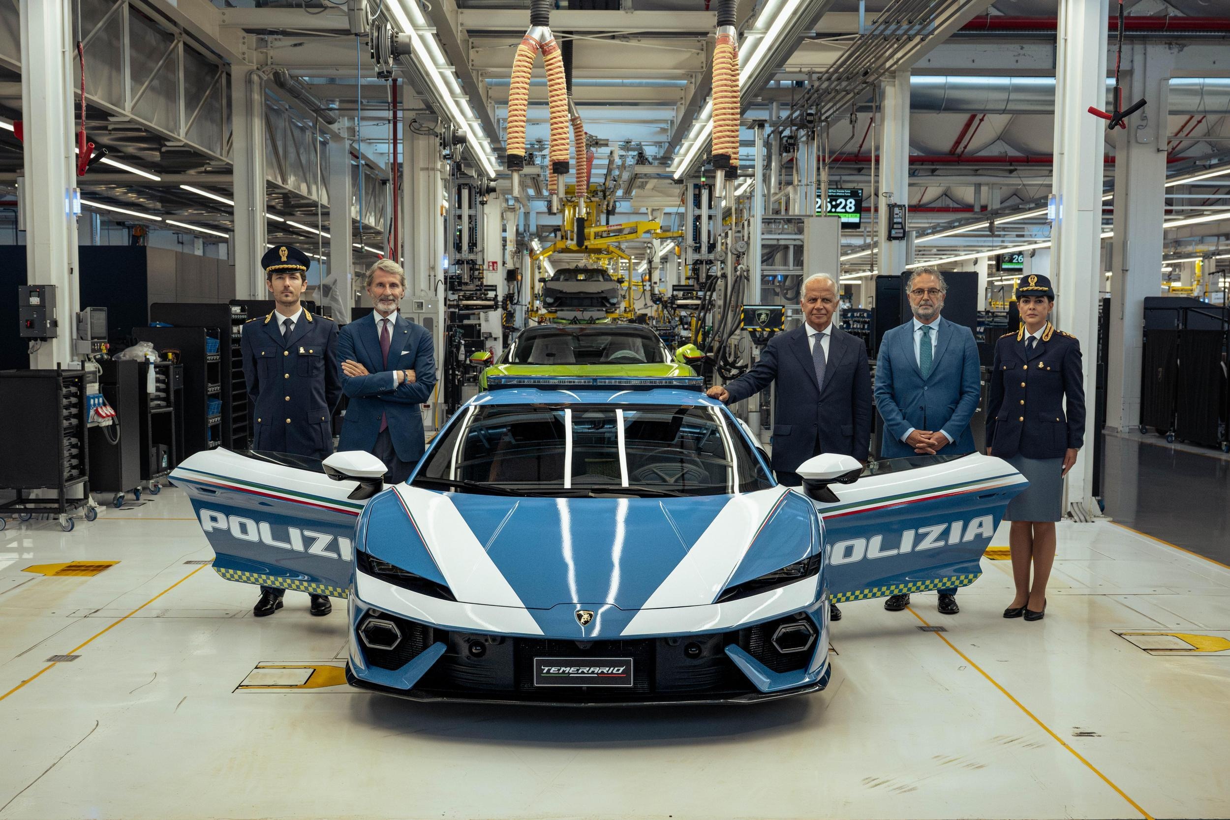 Lamborghini Temerario Police 904 6