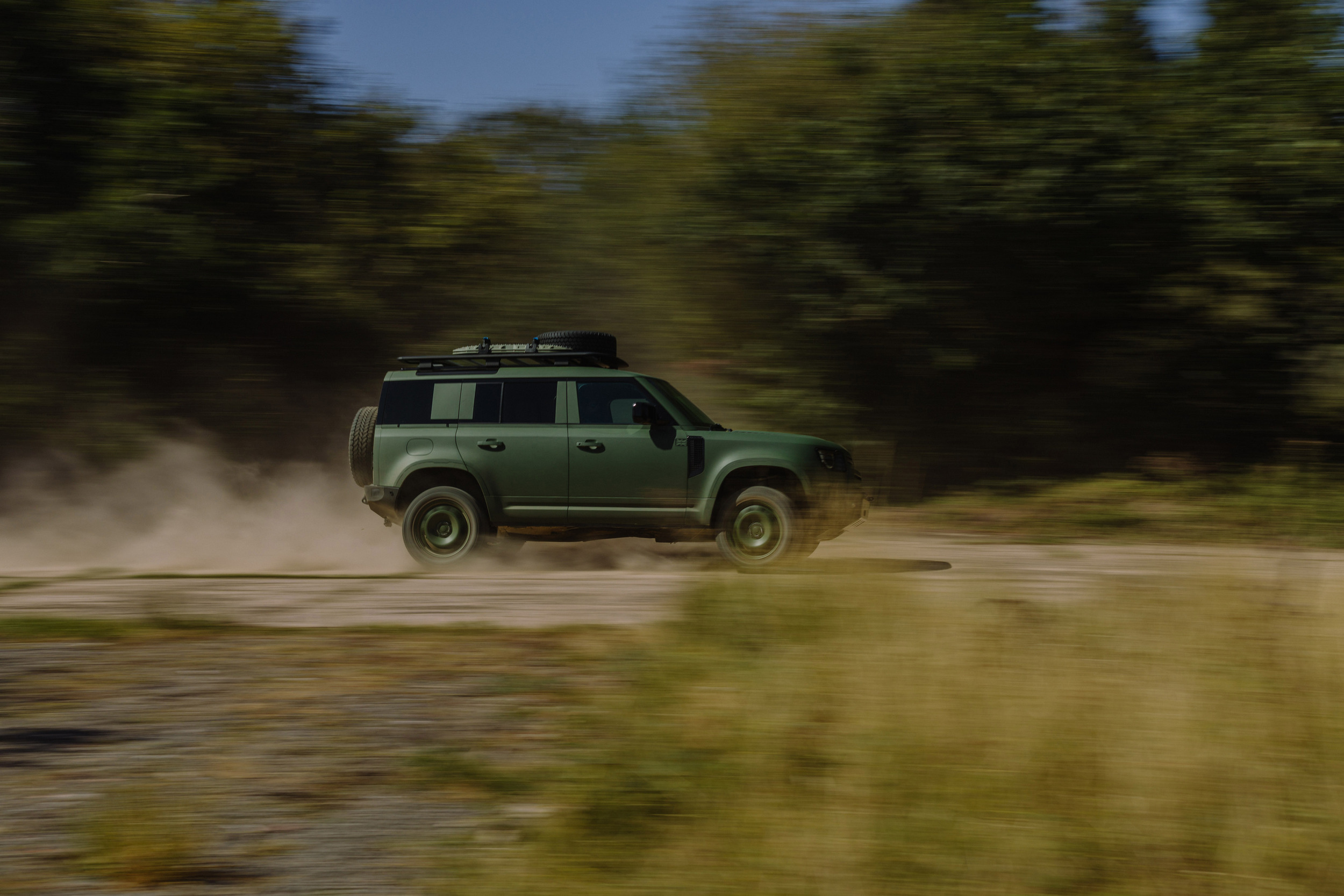 Land Rover Defender Wolf Series II 904 6
