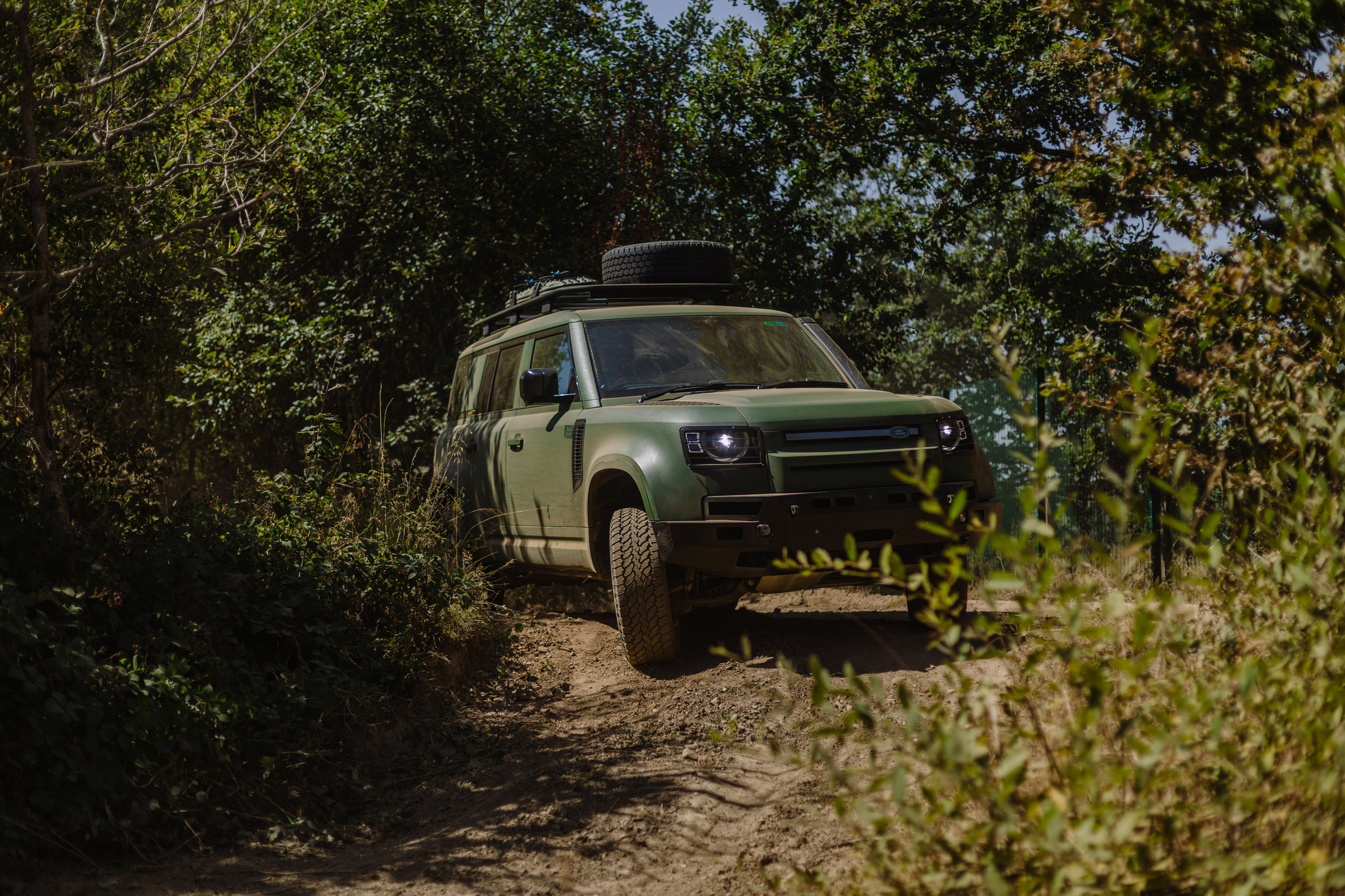 Land Rover Defender Wolf Series II 904 8
