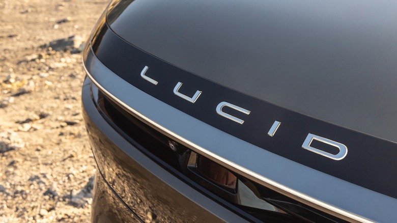 Lucid cab Sep172601