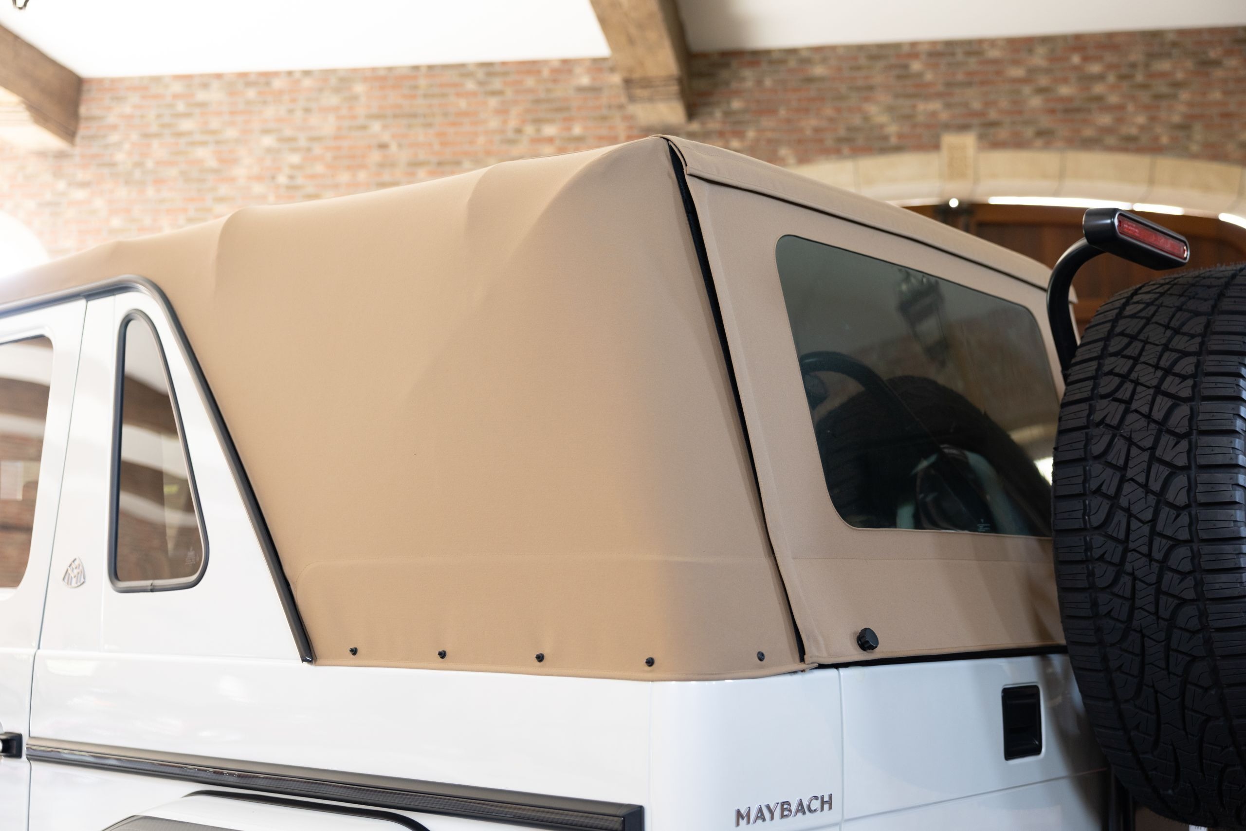 Mercedes G650 Landaulet - 23