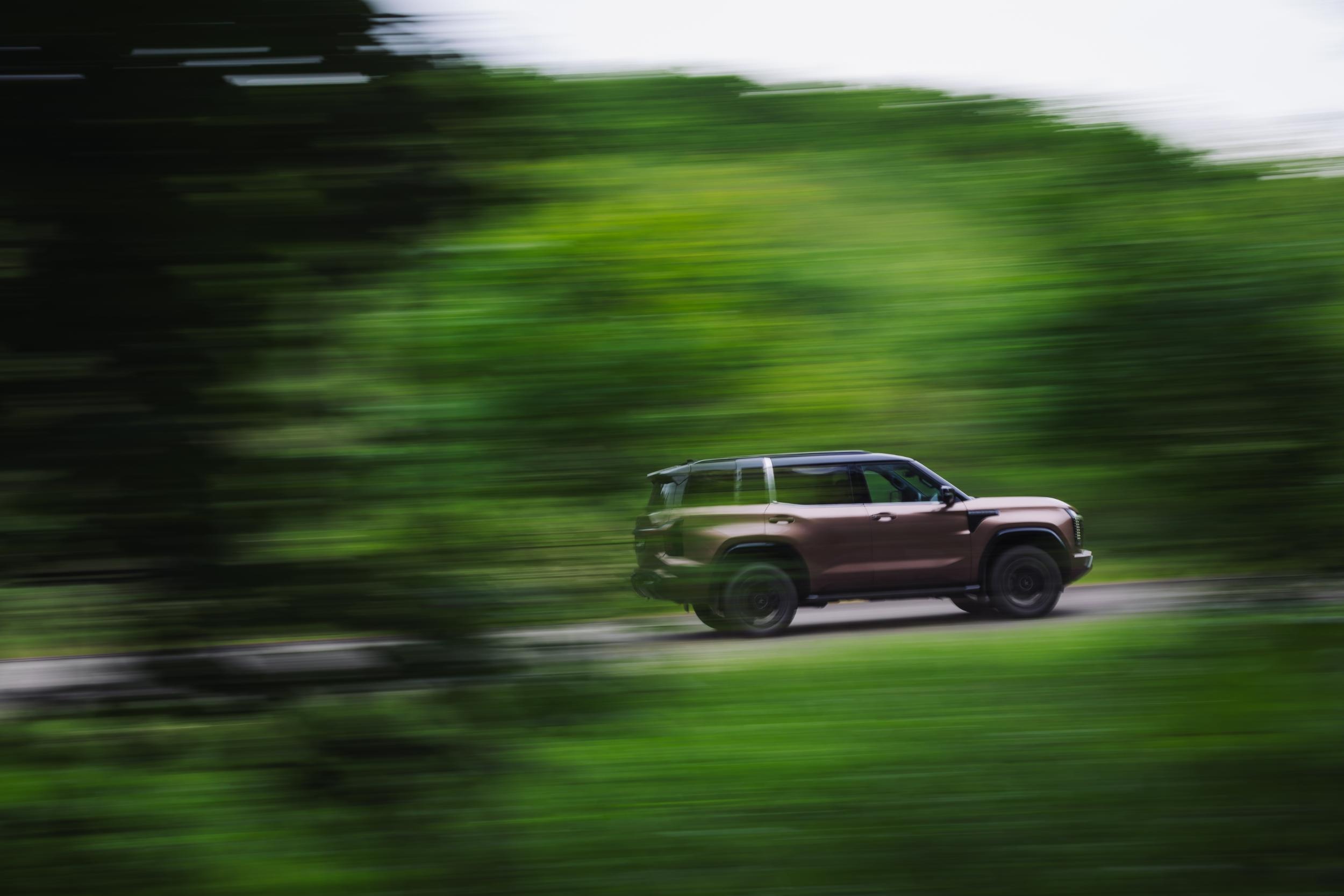 2027 Mitsubishi Pajero Exterior - Australia (102)