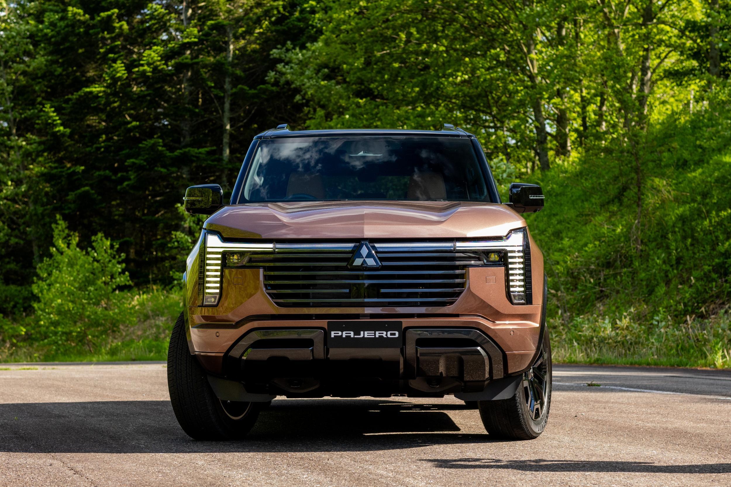 2027 Mitsubishi Pajero Exterior - Australia (11)