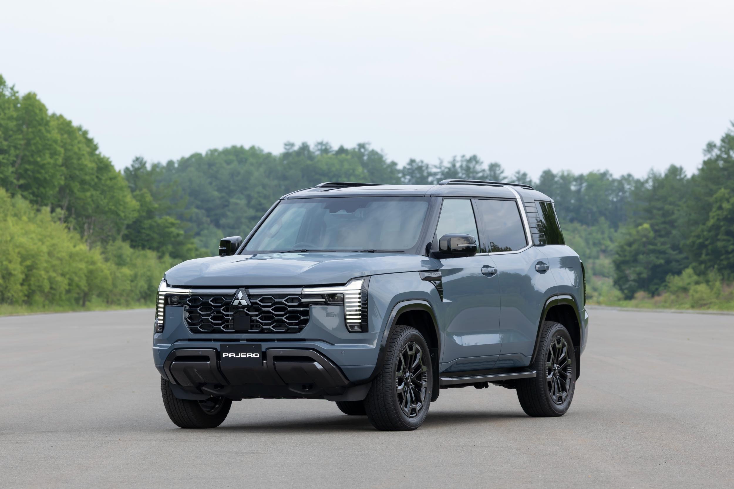 2027 Mitsubishi Pajero Exterior - Australia (24)