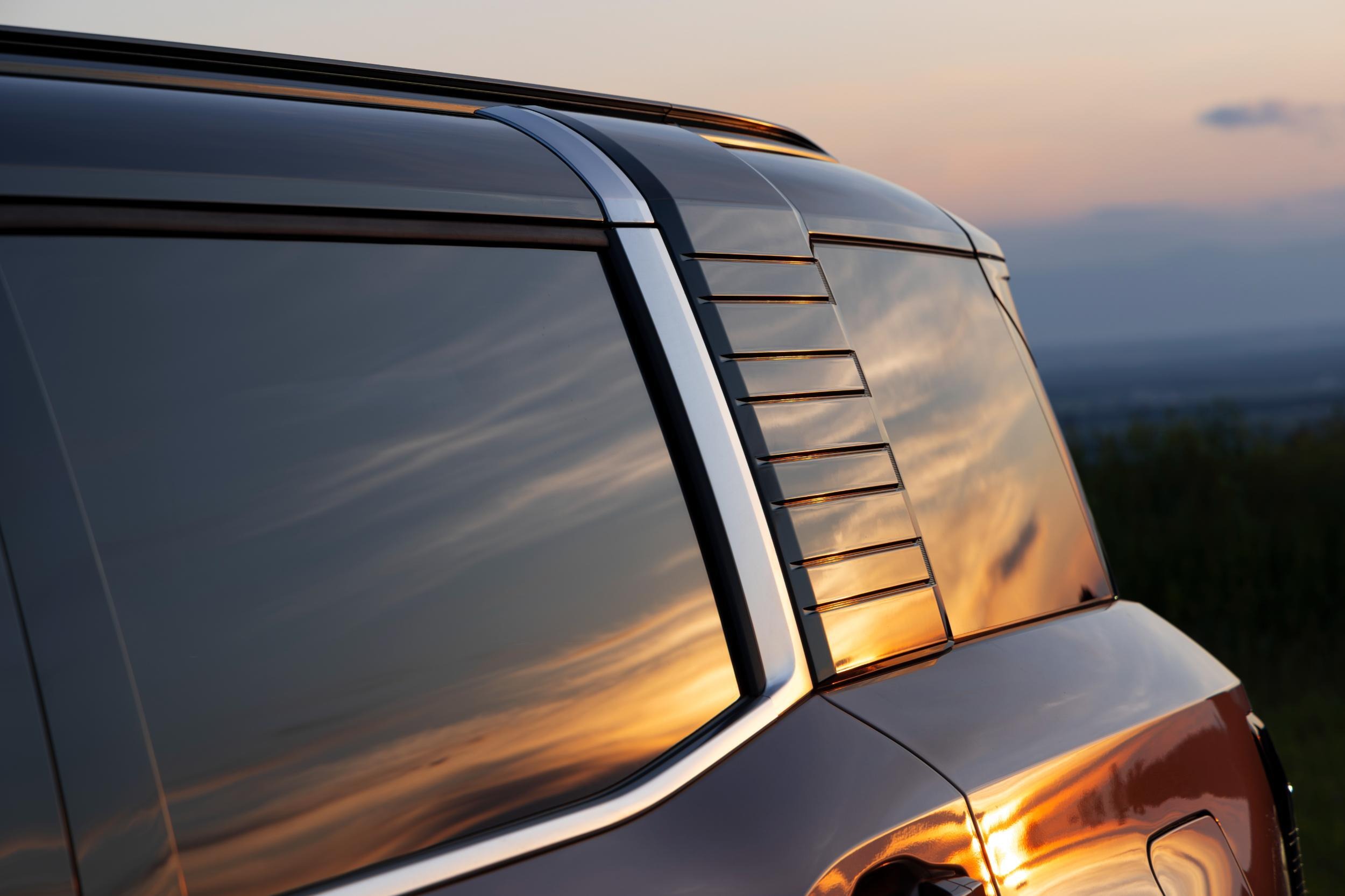 2027 Mitsubishi Pajero Exterior - Australia (33)