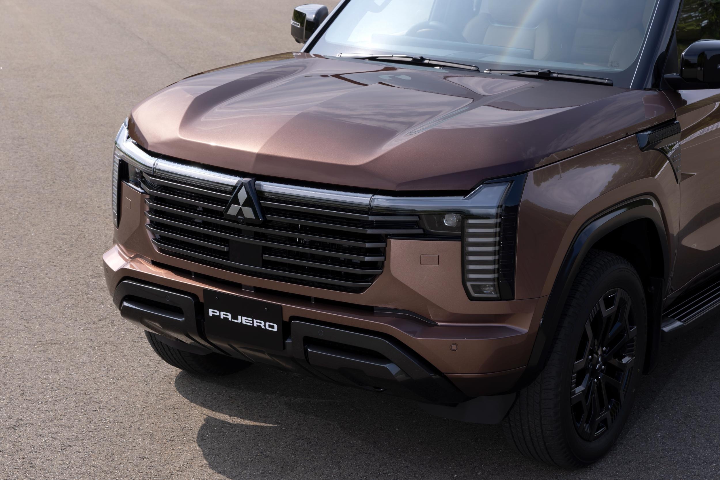 2027 Mitsubishi Pajero Exterior - Australia (37)