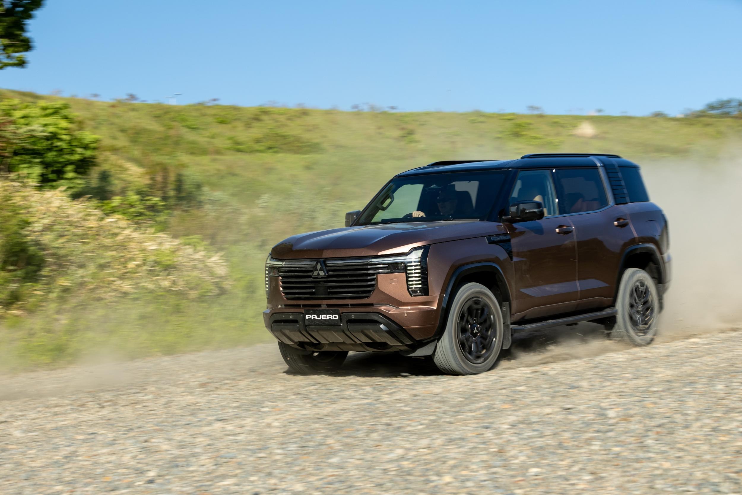2027 Mitsubishi Pajero Exterior - Australia (56)