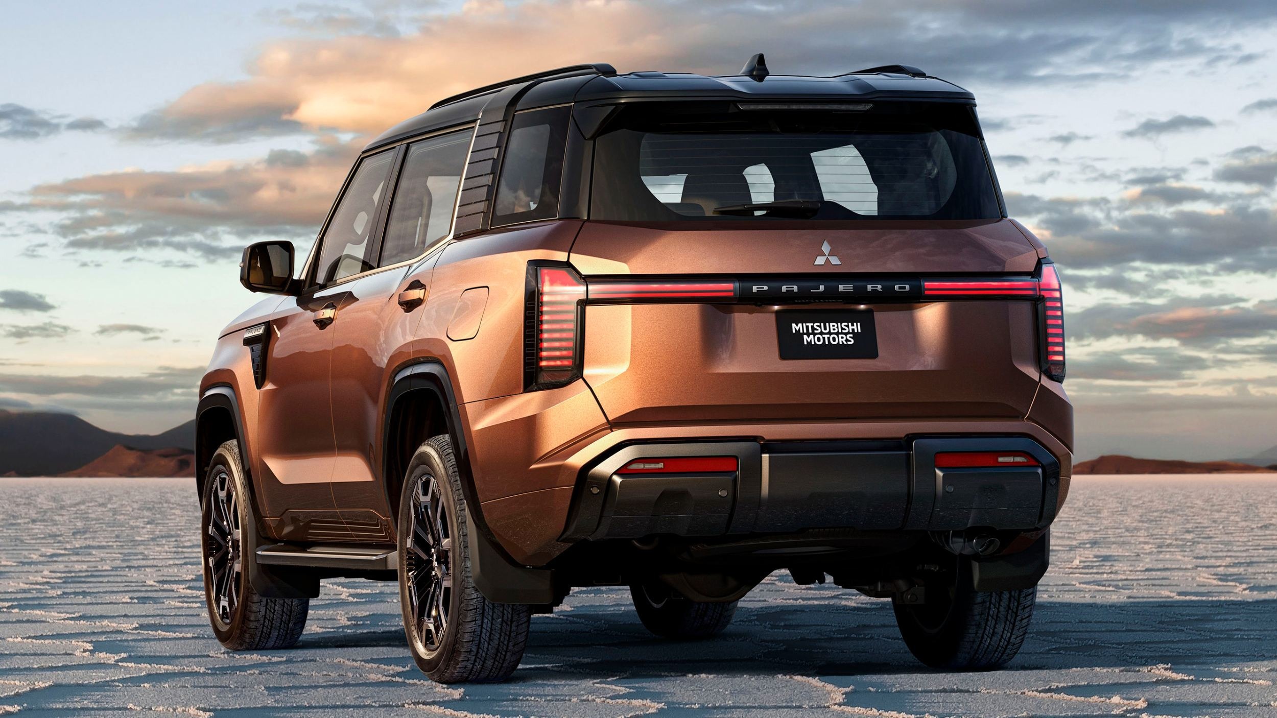 2027 Mitsubishi Pajero (2) copy