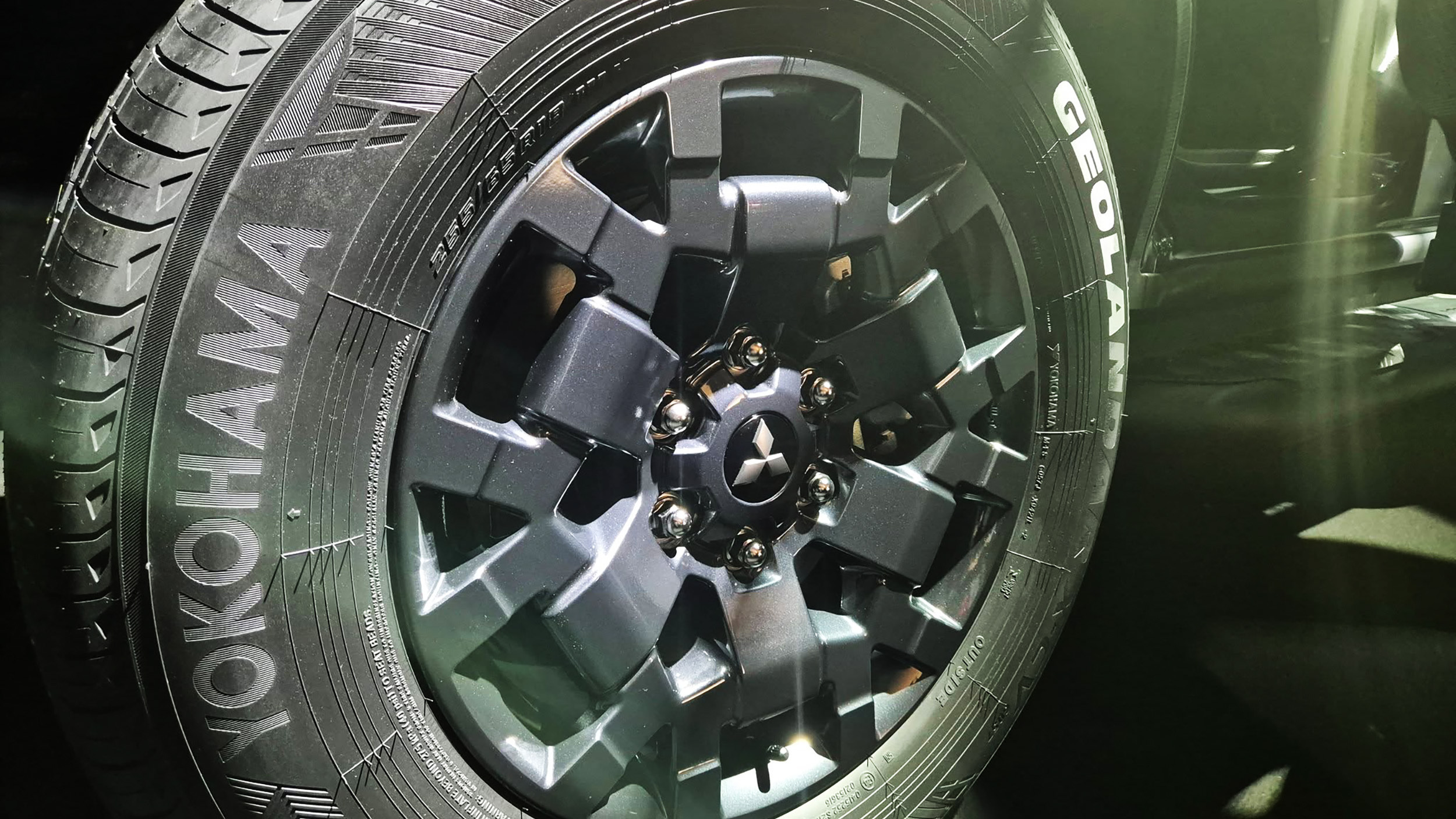 Mitsubishi Pajero Rugged Trim - Mitsubishi Brunei (3)