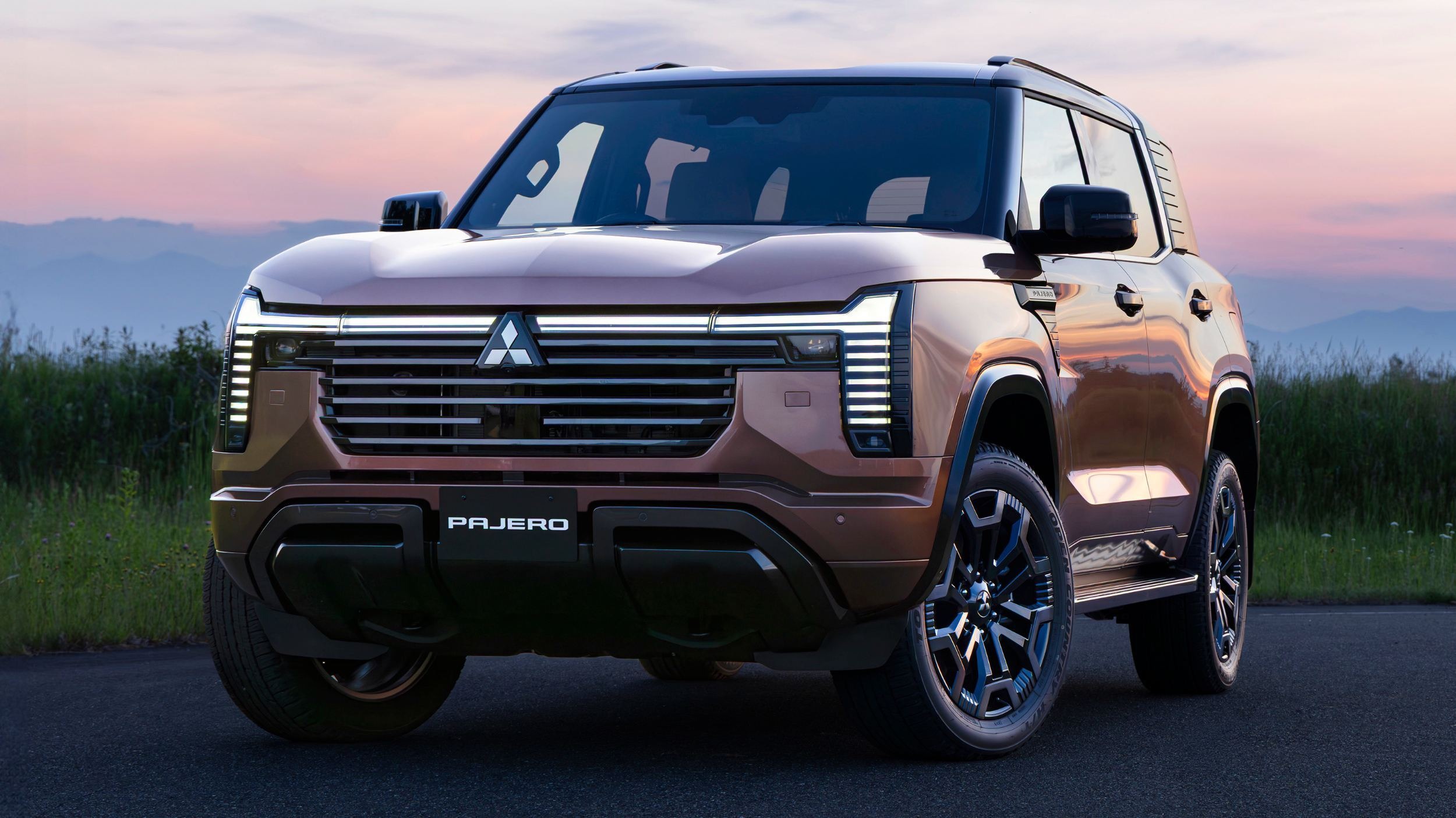 2027 Mitsubishi Pajero (1) copy