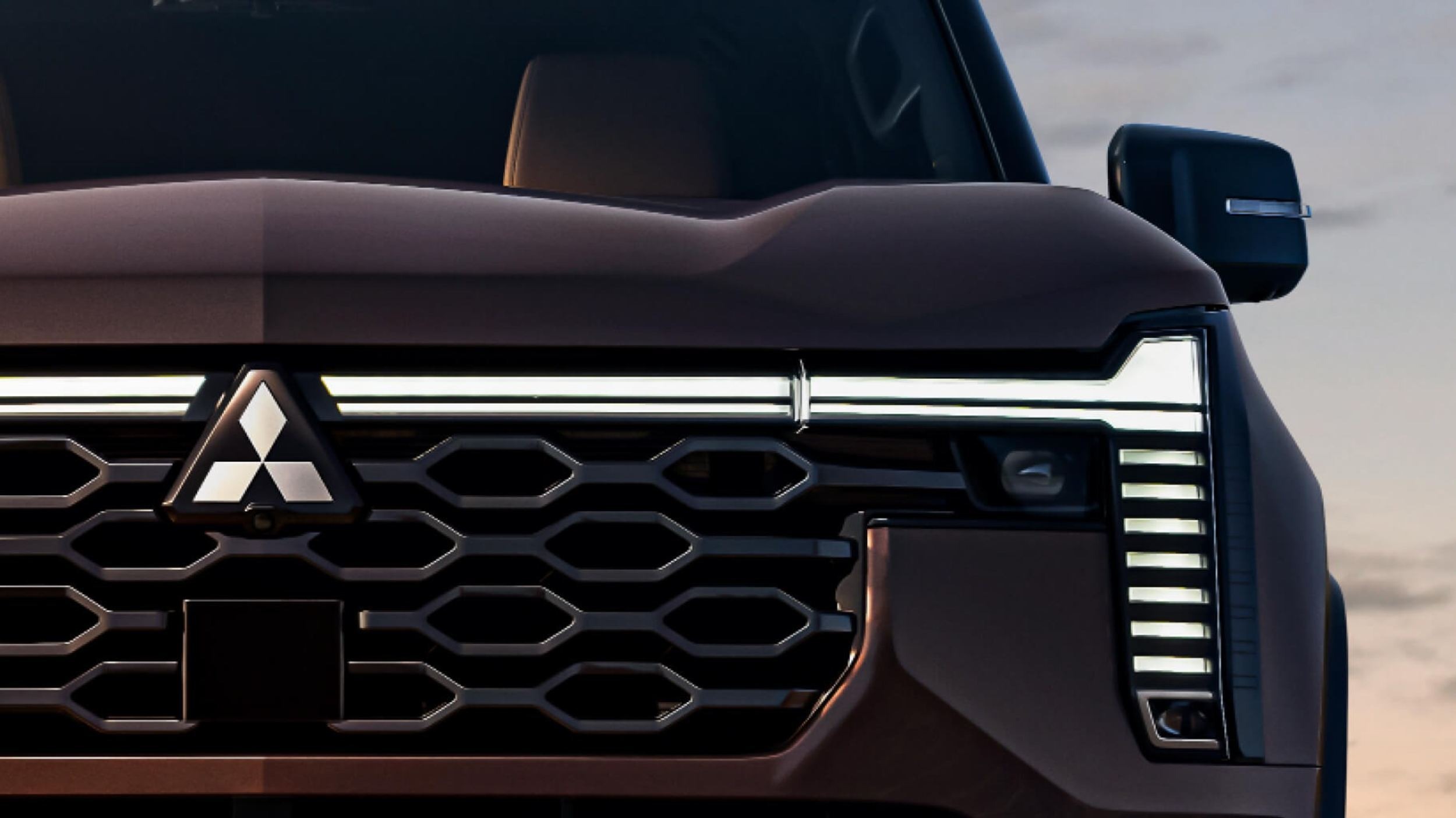 2027 Mitsubishi Pajero (8)