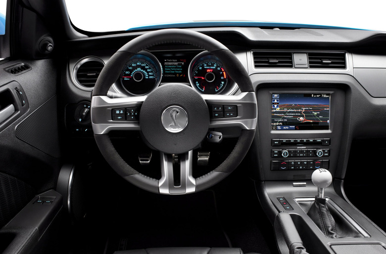 2013_Ford_Mustang_Shelby_GT500_