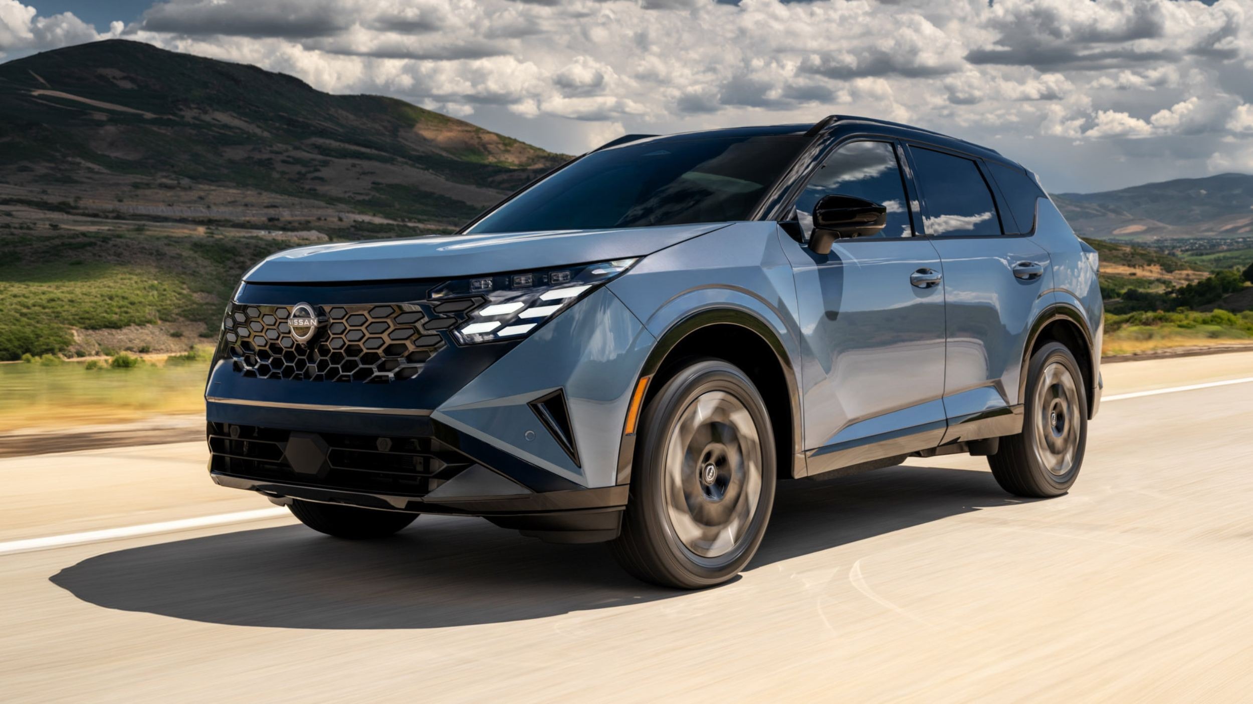 2027 Nissan Rogue Hybrid (10)