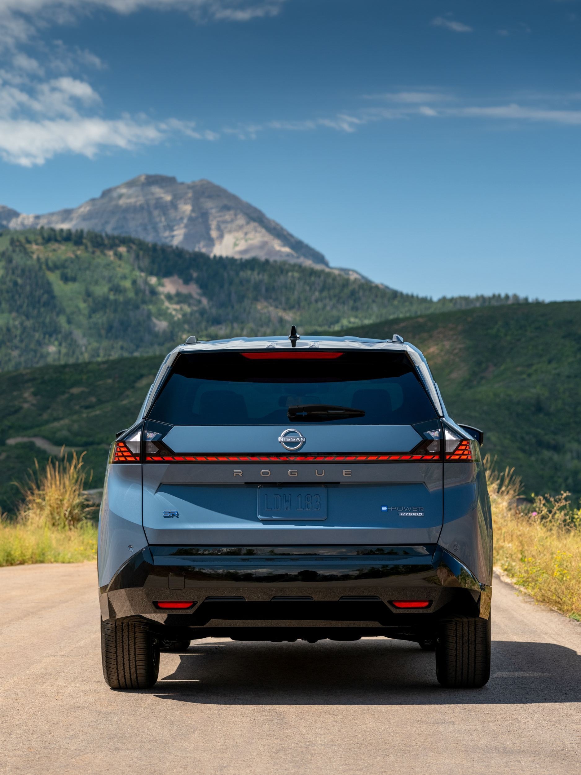 2027 Nissan Rogue Hybrid (13)