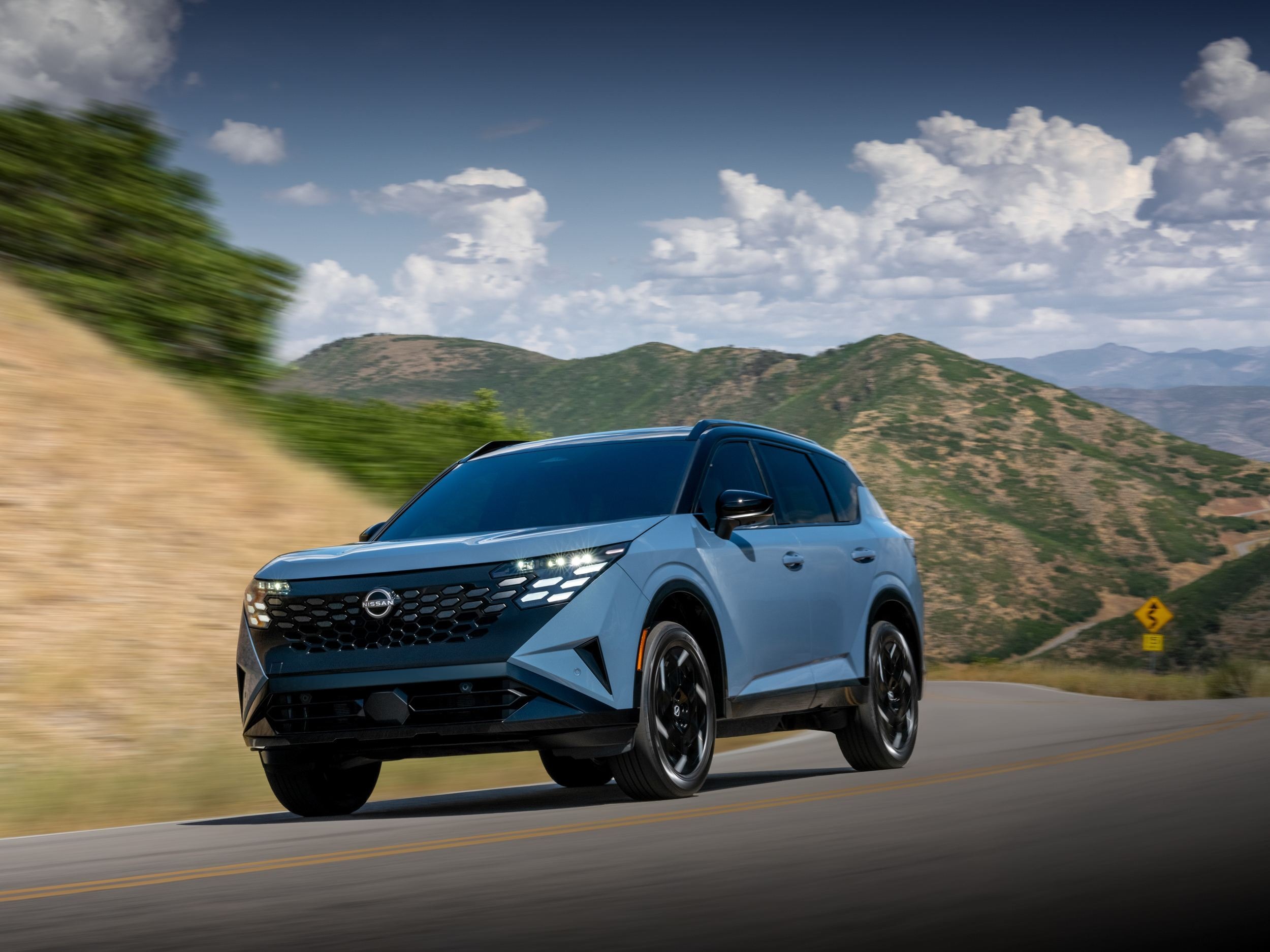 2027 Nissan Rogue Hybrid (4)