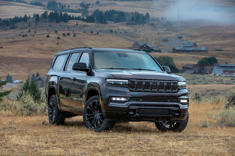 2025 Jeep Grand Wagoneer L - 39