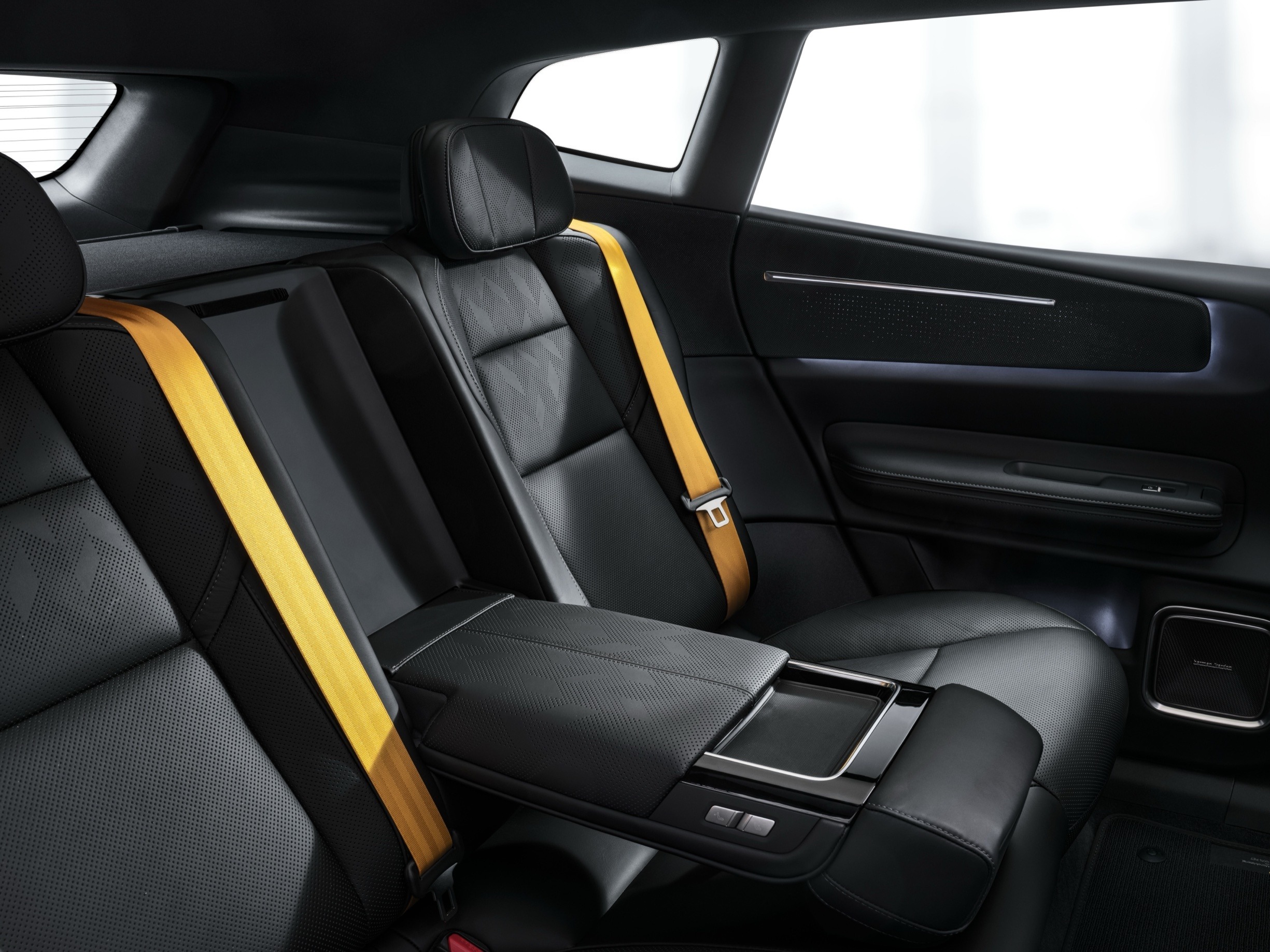 Polestar 4 SUV Sep 226100024
