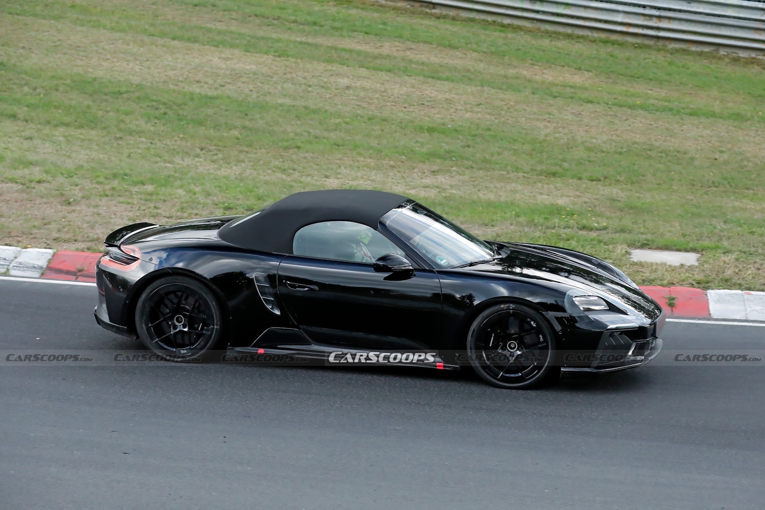 Porsche 718 Boxster EV spy shots Sep 26 00005