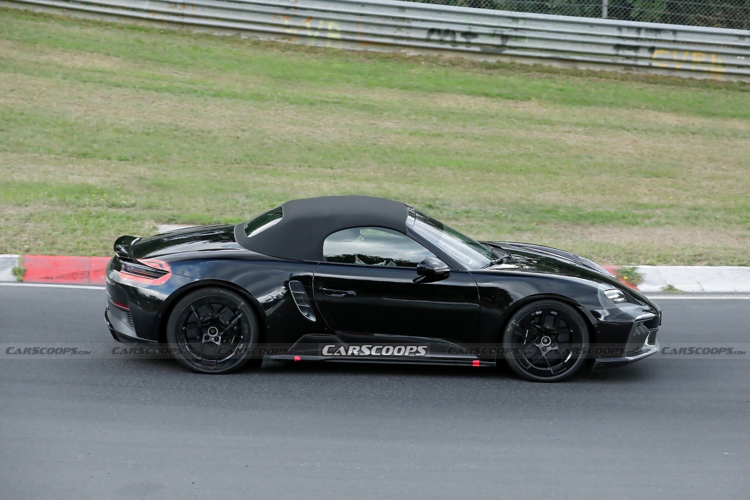 Porsche 718 Boxster EV spy shots Sep 26 00006