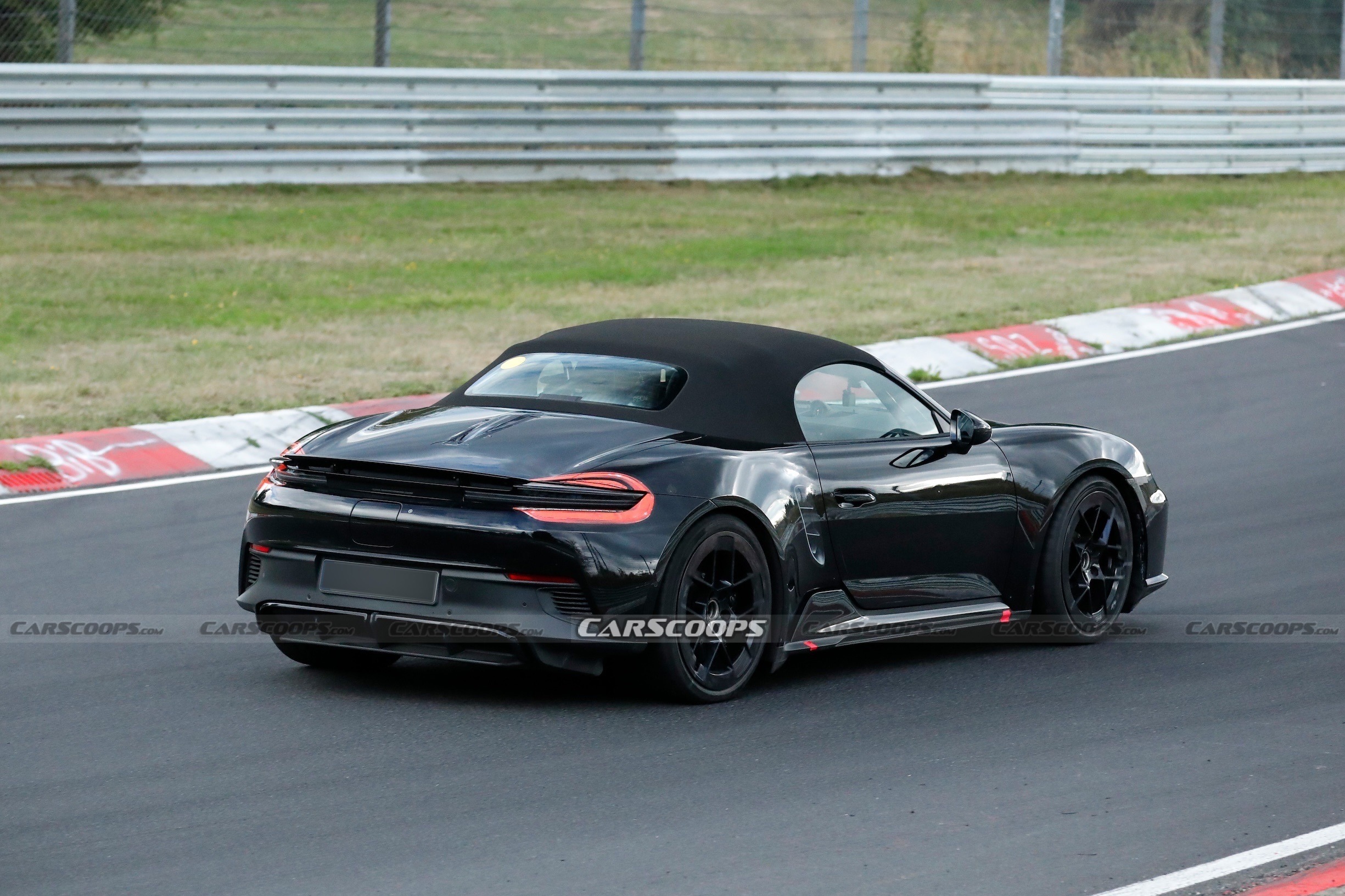 Porsche 718 Boxster EV spy shots Sep 26 00008