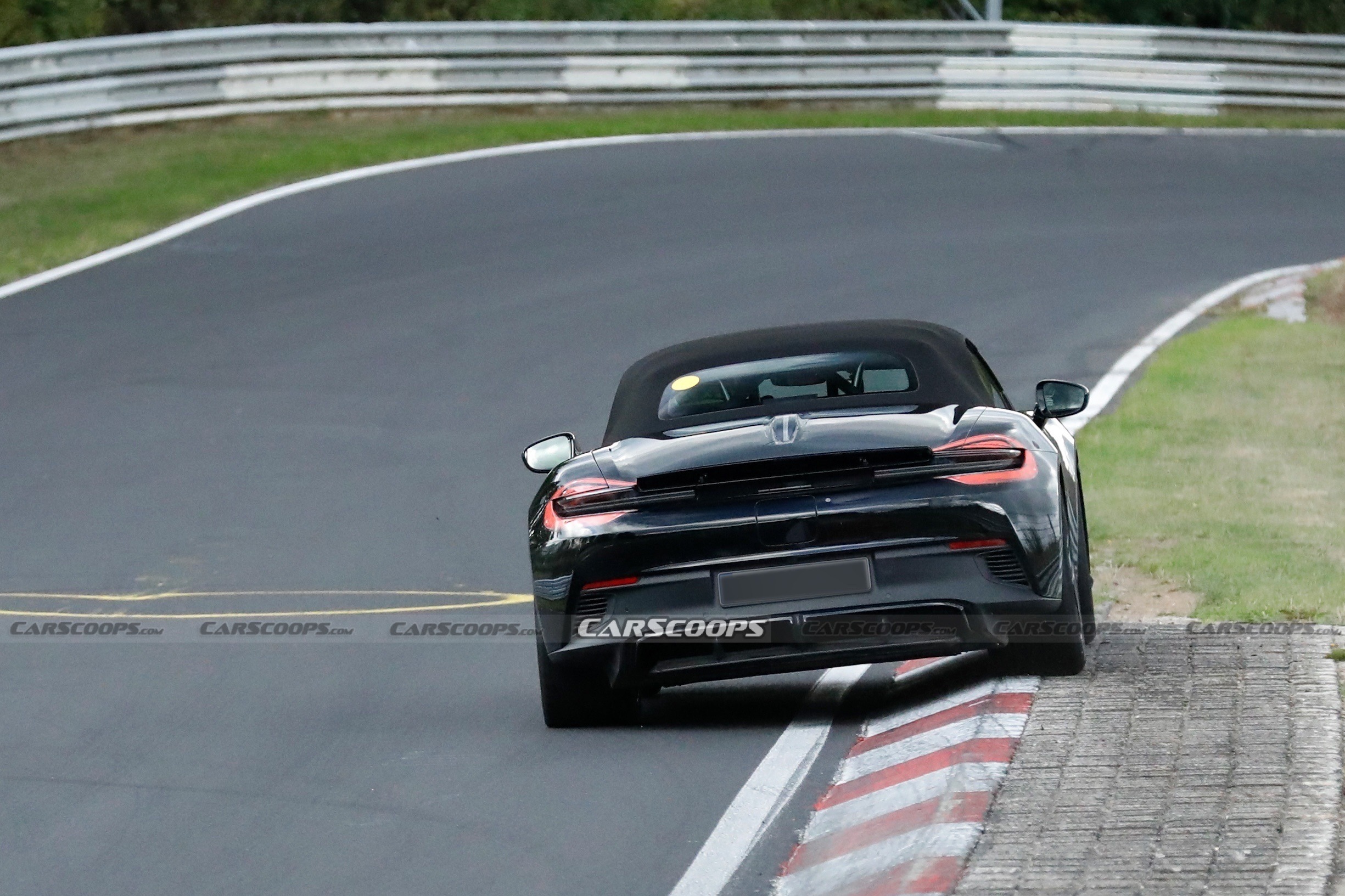 Porsche 718 Boxster EV spy shots Sep 26 00011