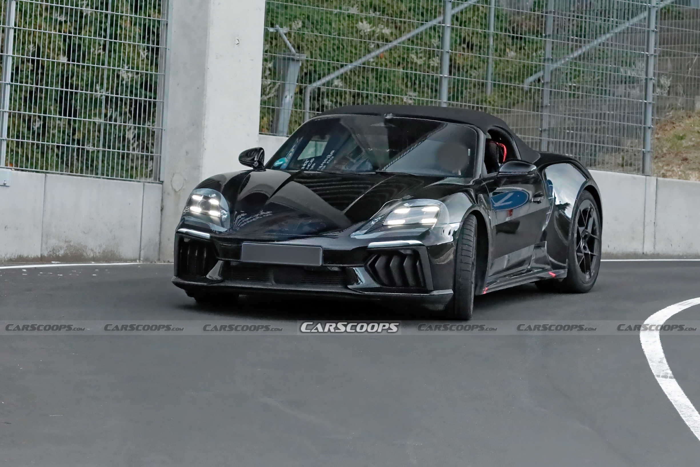 Porsche 718 Boxster EV spy shots Sep 26 00014