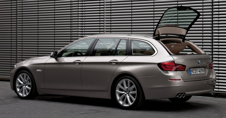BMW 5-series Touring pop-up window Sep21621