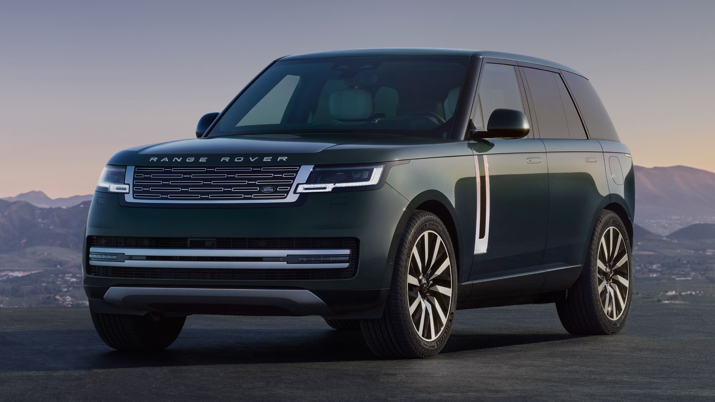 Range Rover Electric - Exterior (2) copy