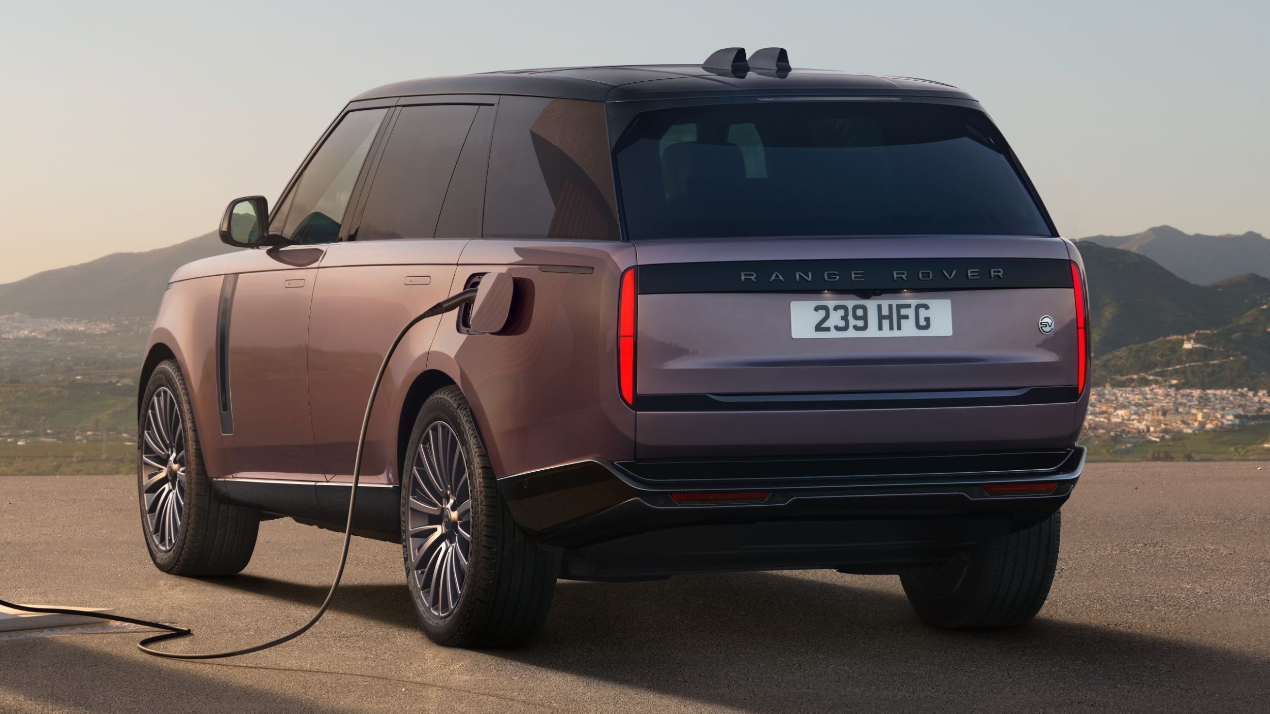 Range Rover Electric - Exterior (9) copy