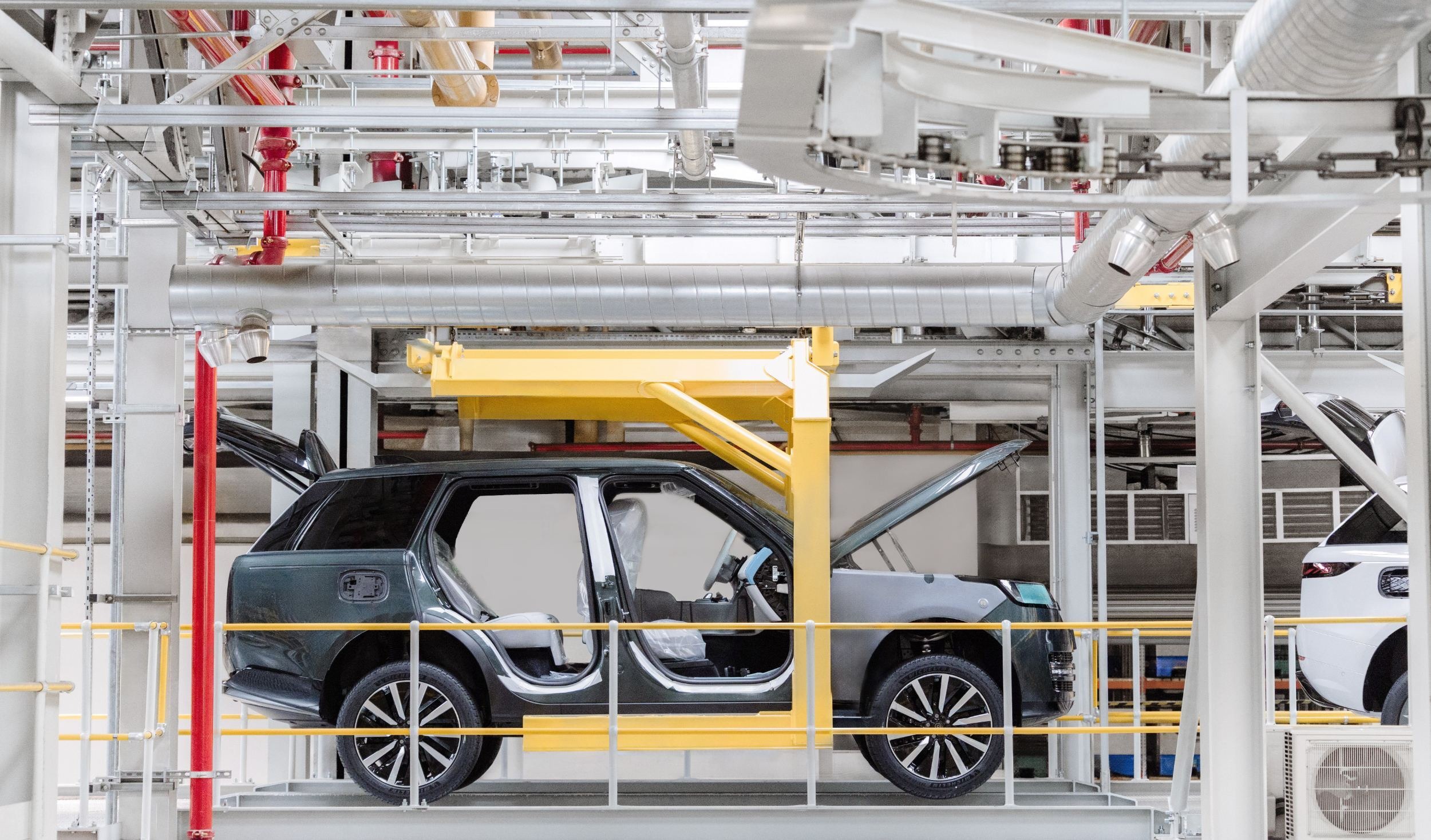 Range Rover Electric - Production (1)