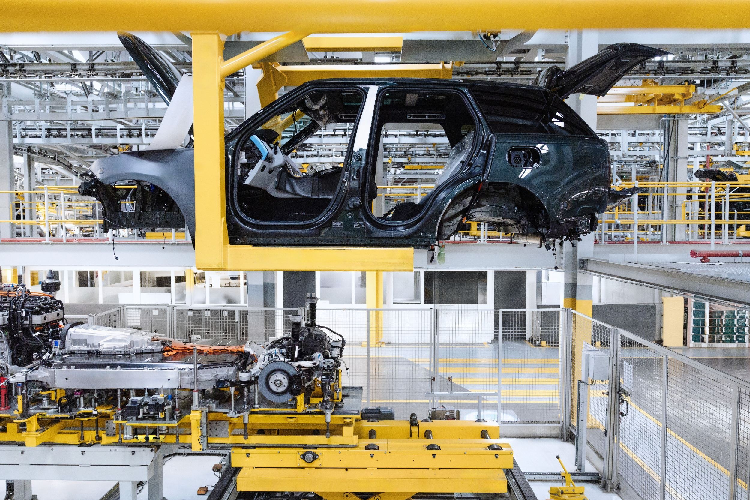 Range Rover Electric - Production (2)