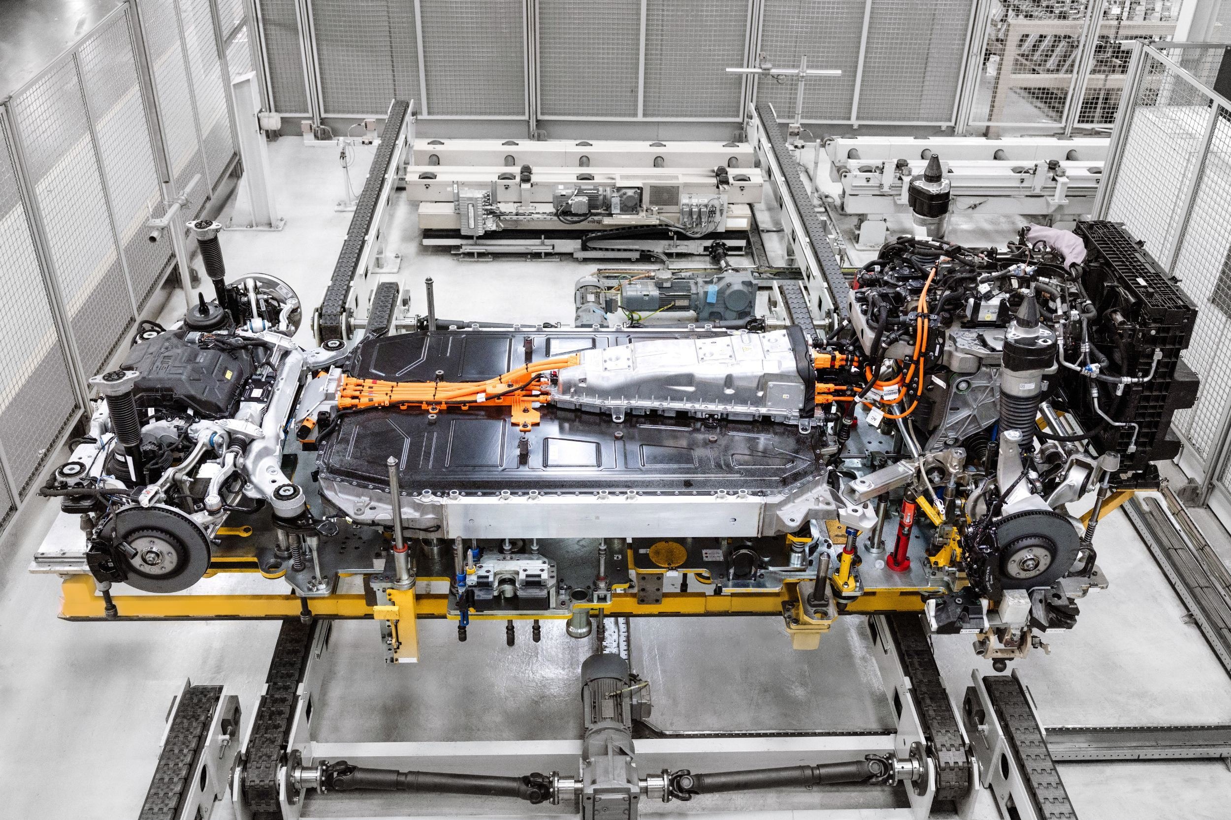 Range Rover Electric - Production (3)