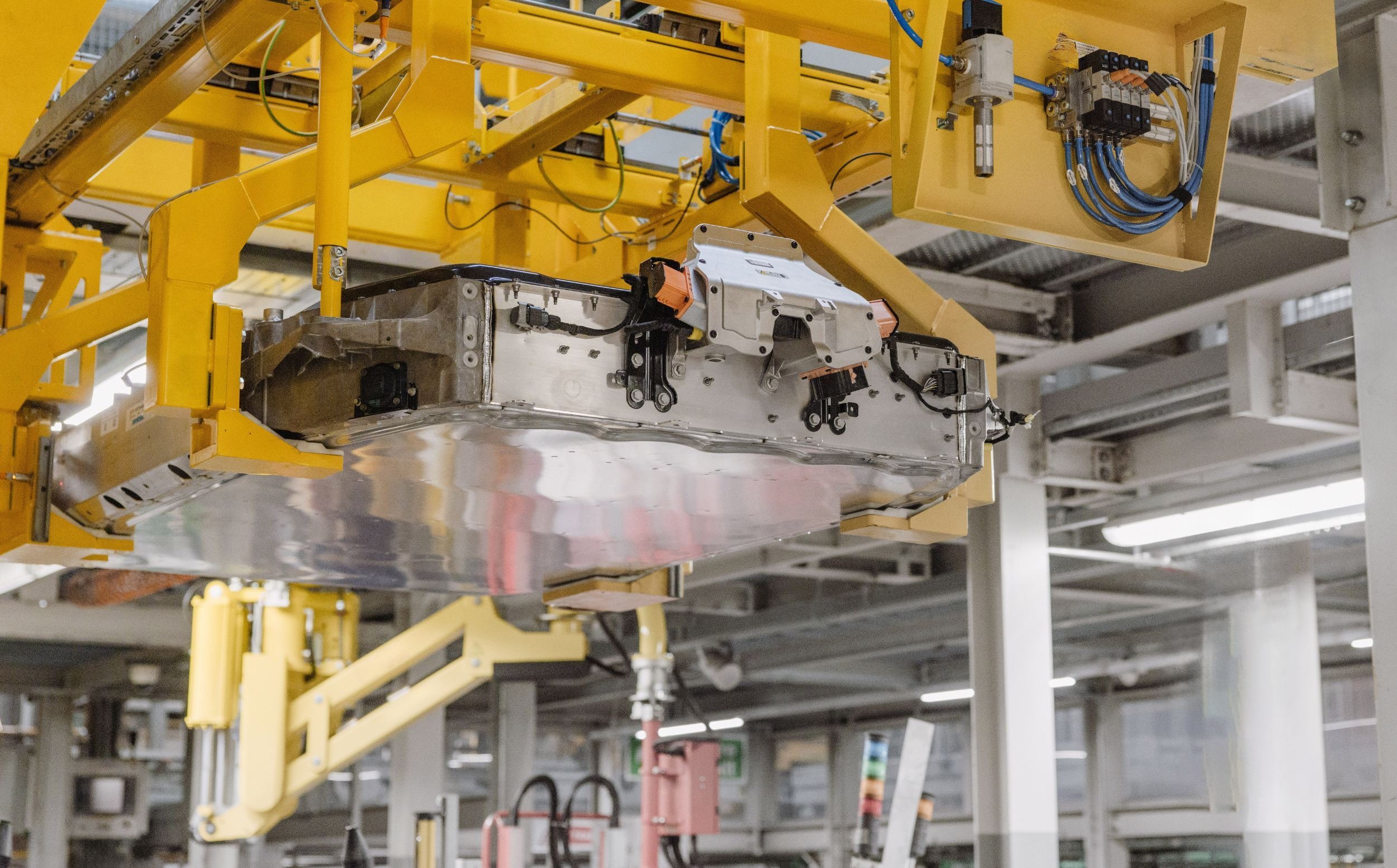 Range Rover Electric - Production (4)