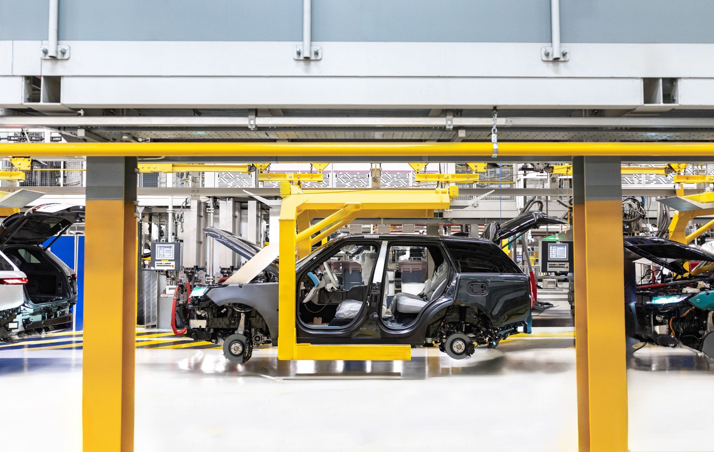 Range Rover Electric - Production (6)