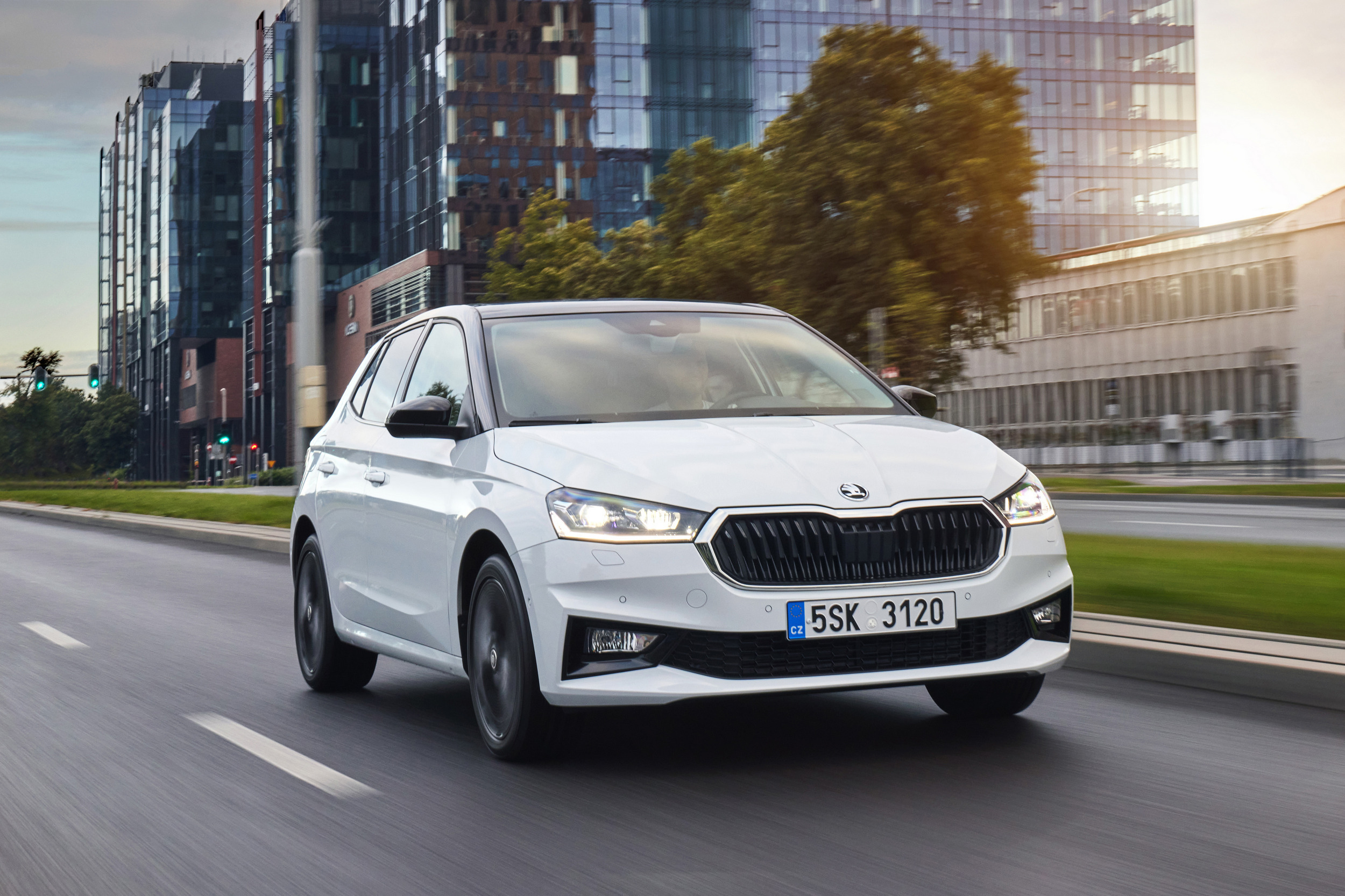 SKODA FABIA 907 105