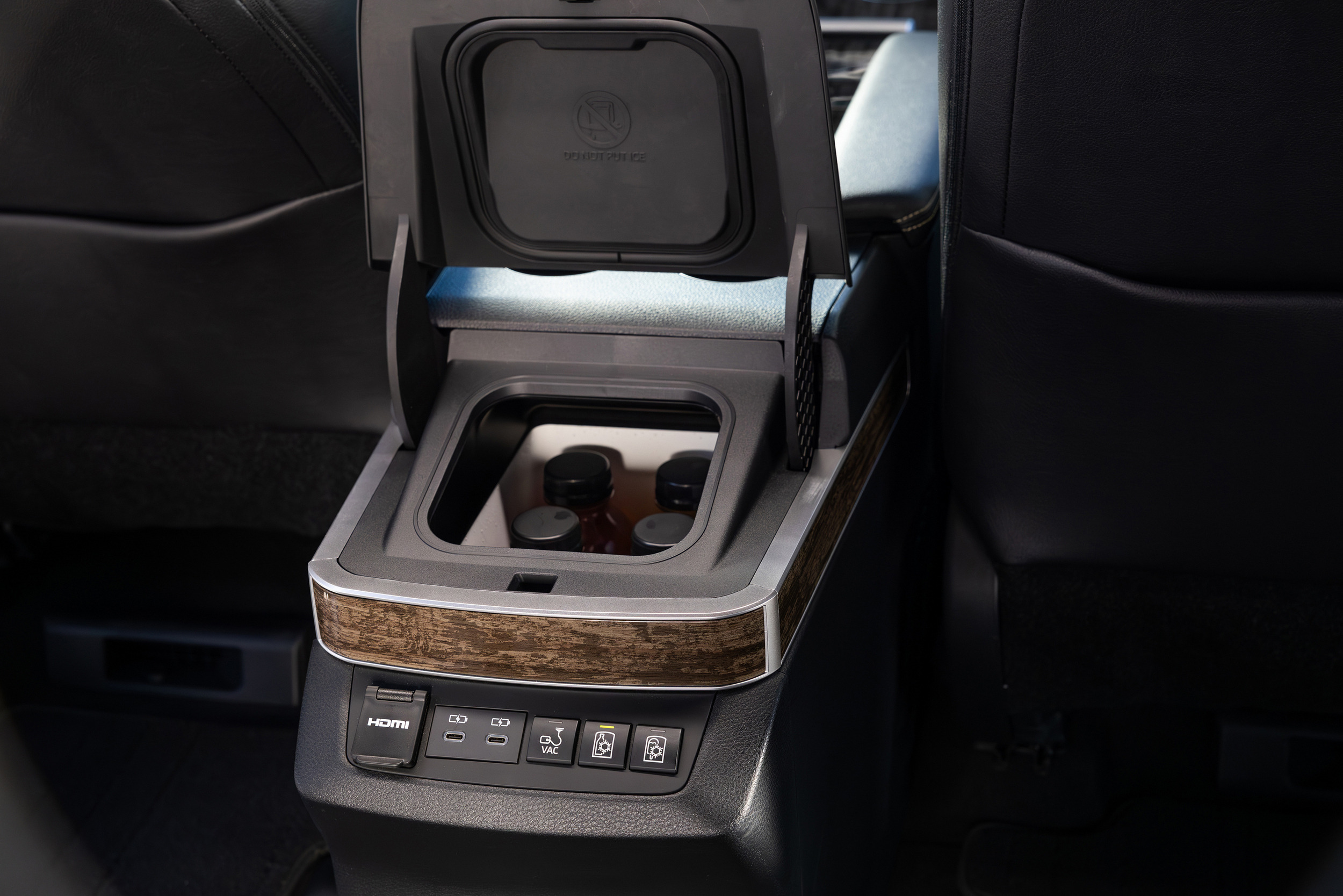 2026 Toyota Sienna 901 4