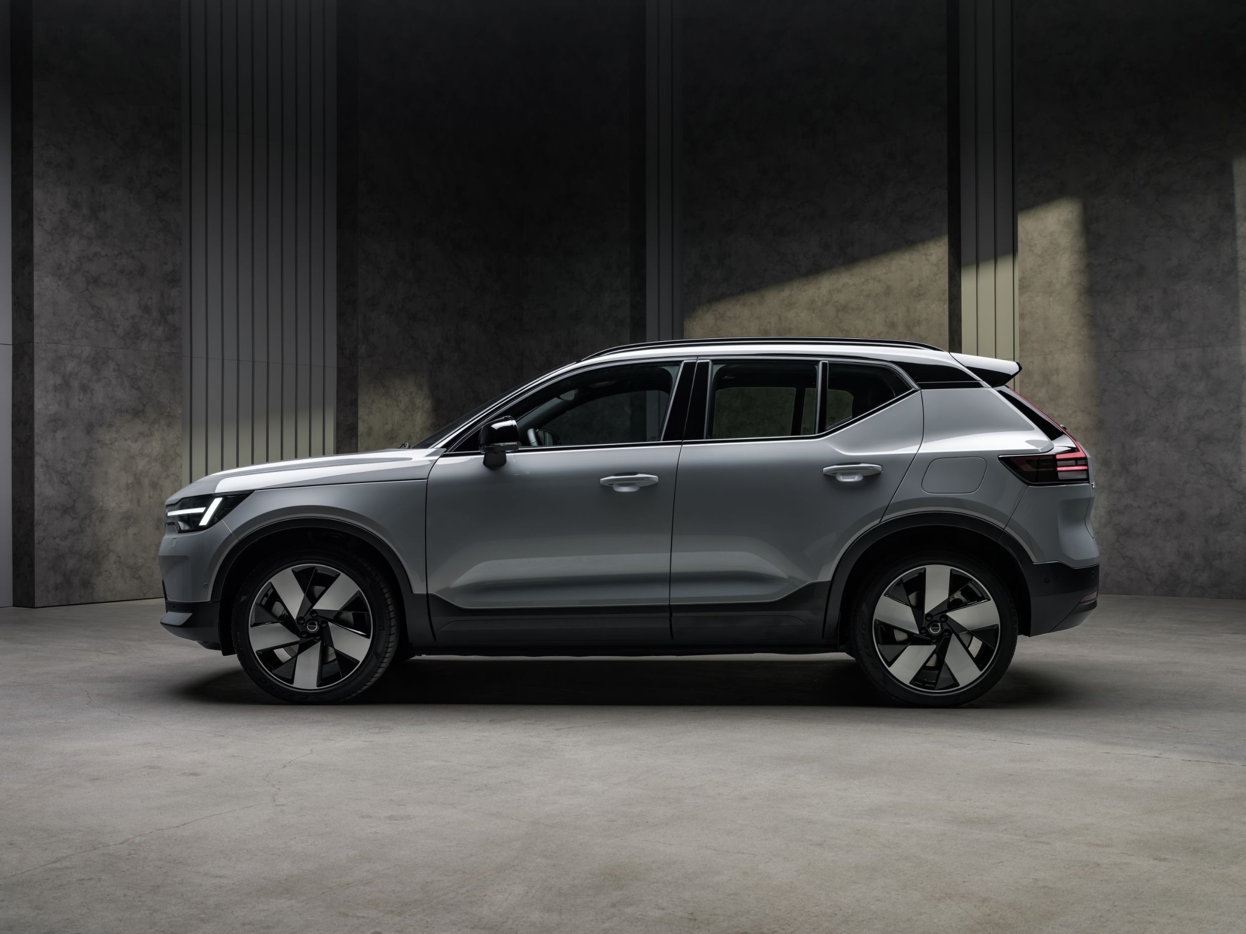 2027 Volvo XC40 Facelift (3)