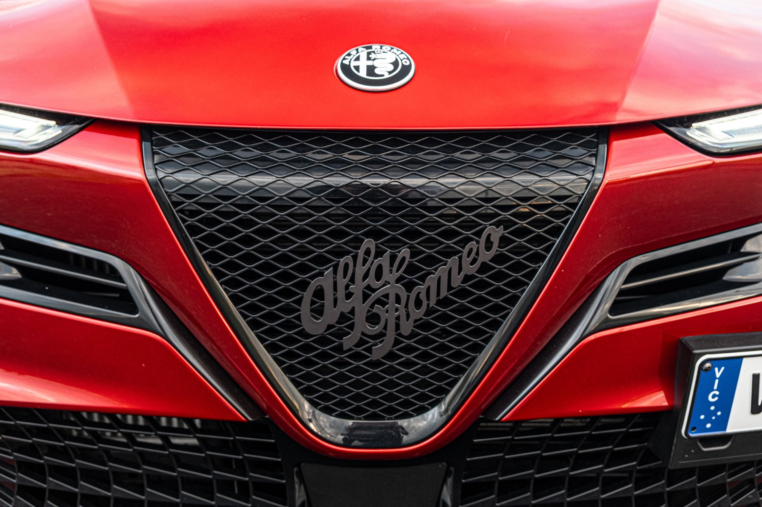 Alfa Romeo Junior Ibrida Review - 10