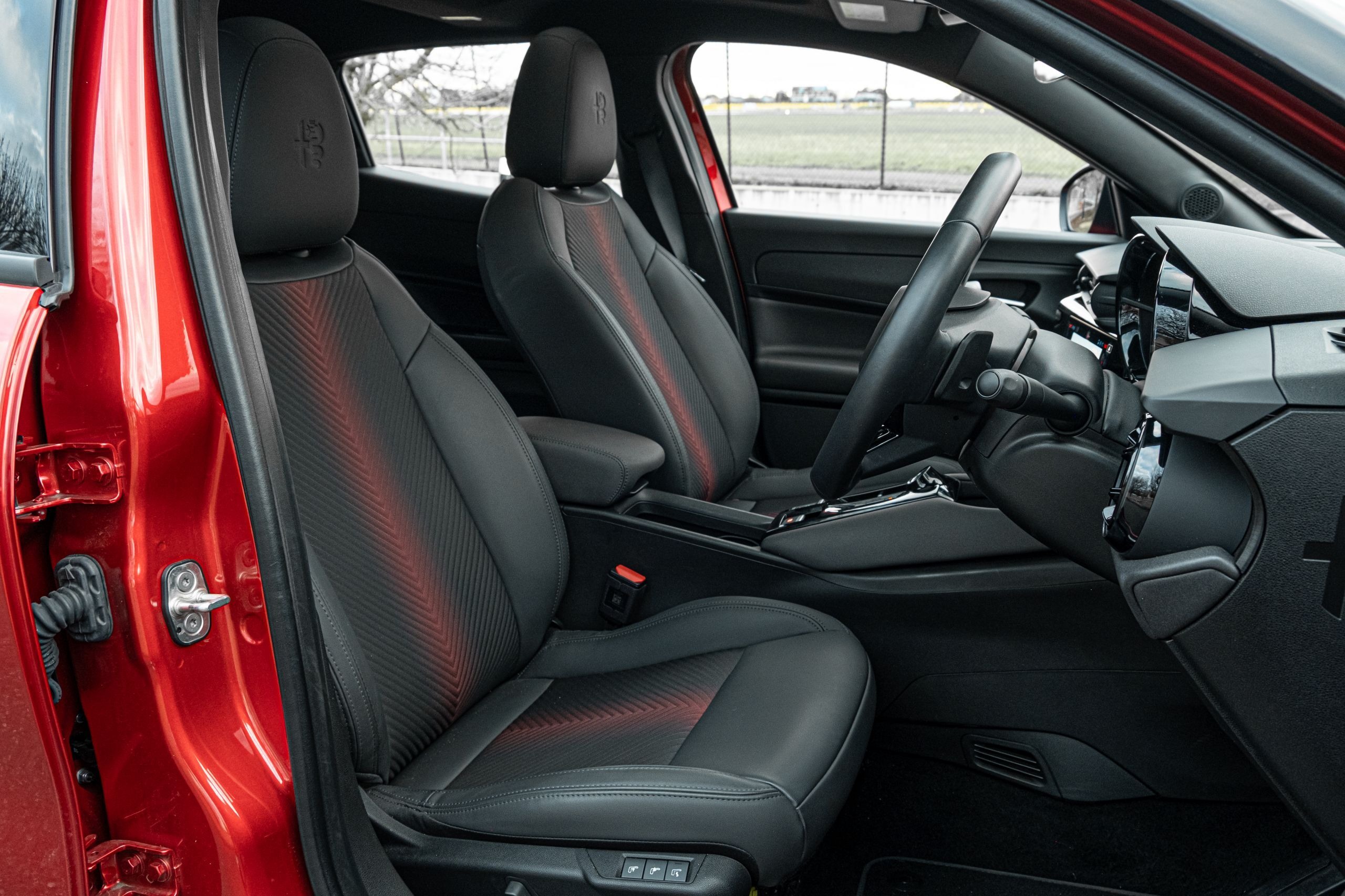 Alfa Romeo Junior Ibrida Review - 38