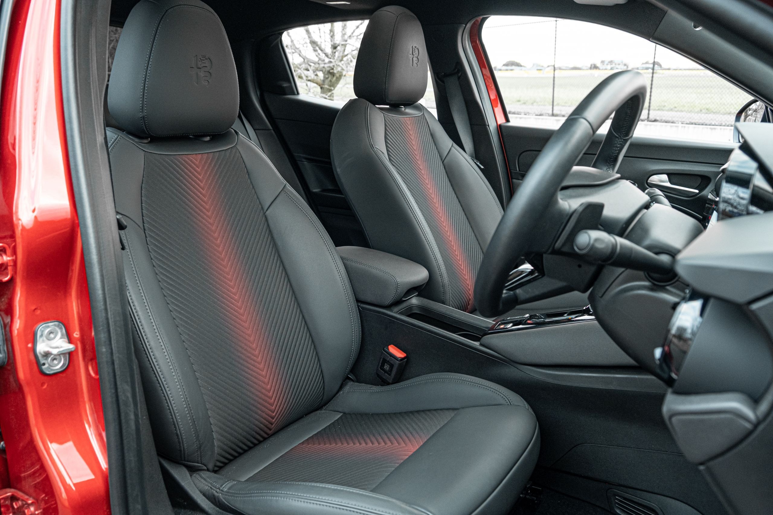 Alfa Romeo Junior Ibrida Review - 39