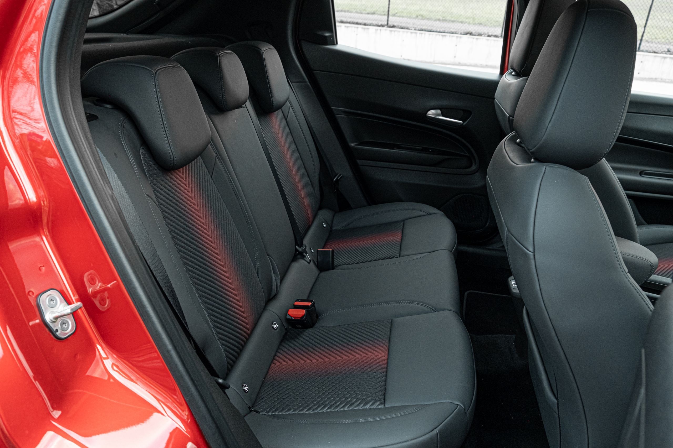 Alfa Romeo Junior Ibrida Review - 42