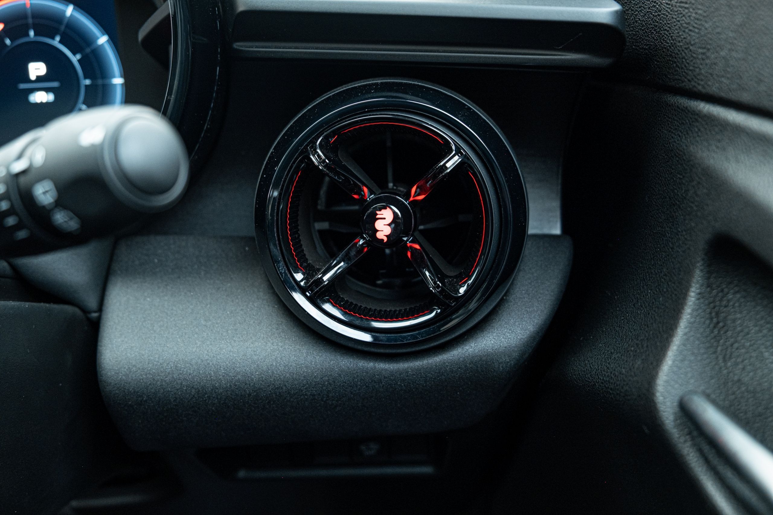 Alfa Romeo Junior Ibrida Review - 71