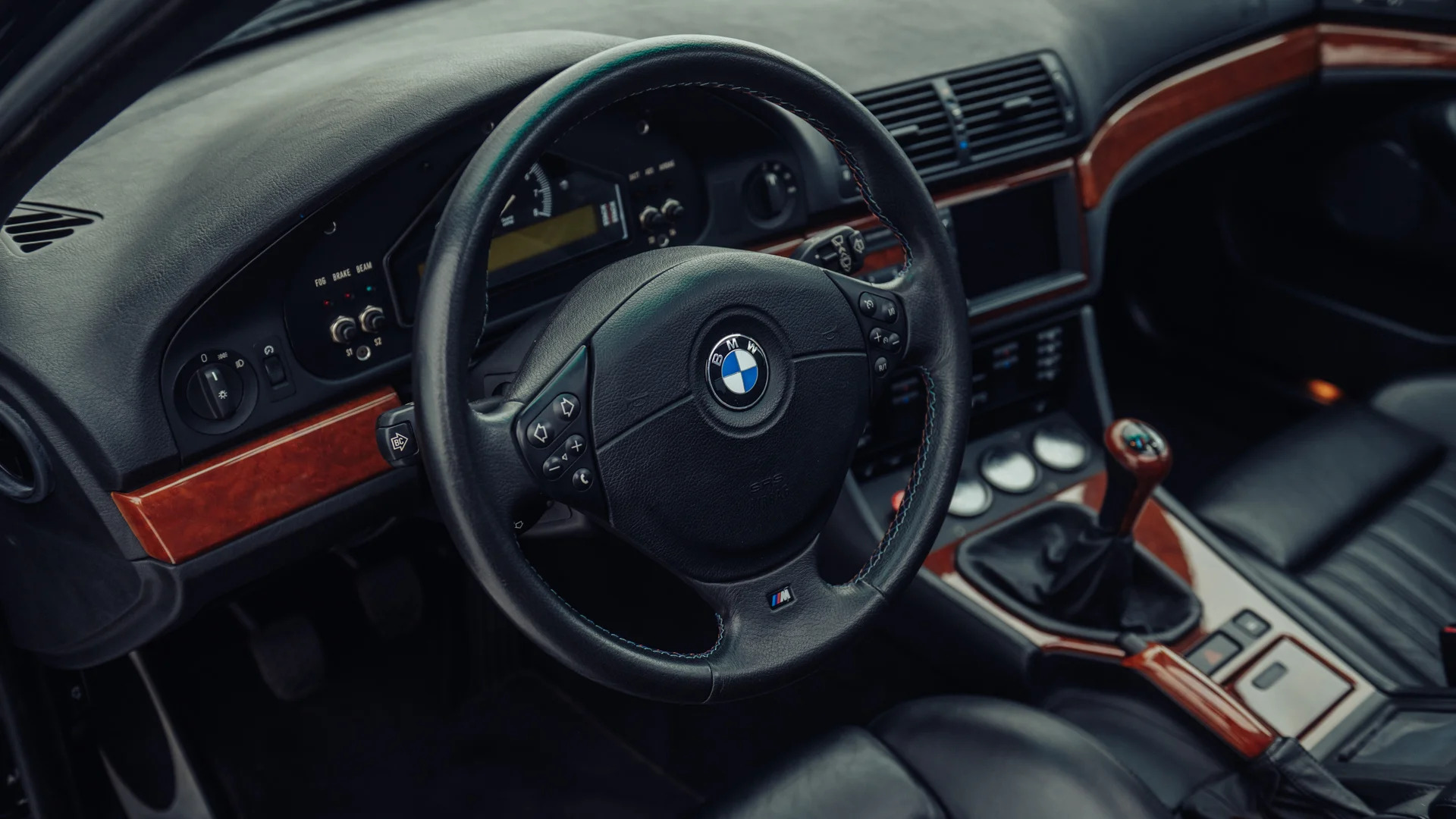 BMW M5 W10 VW Prototype - 23