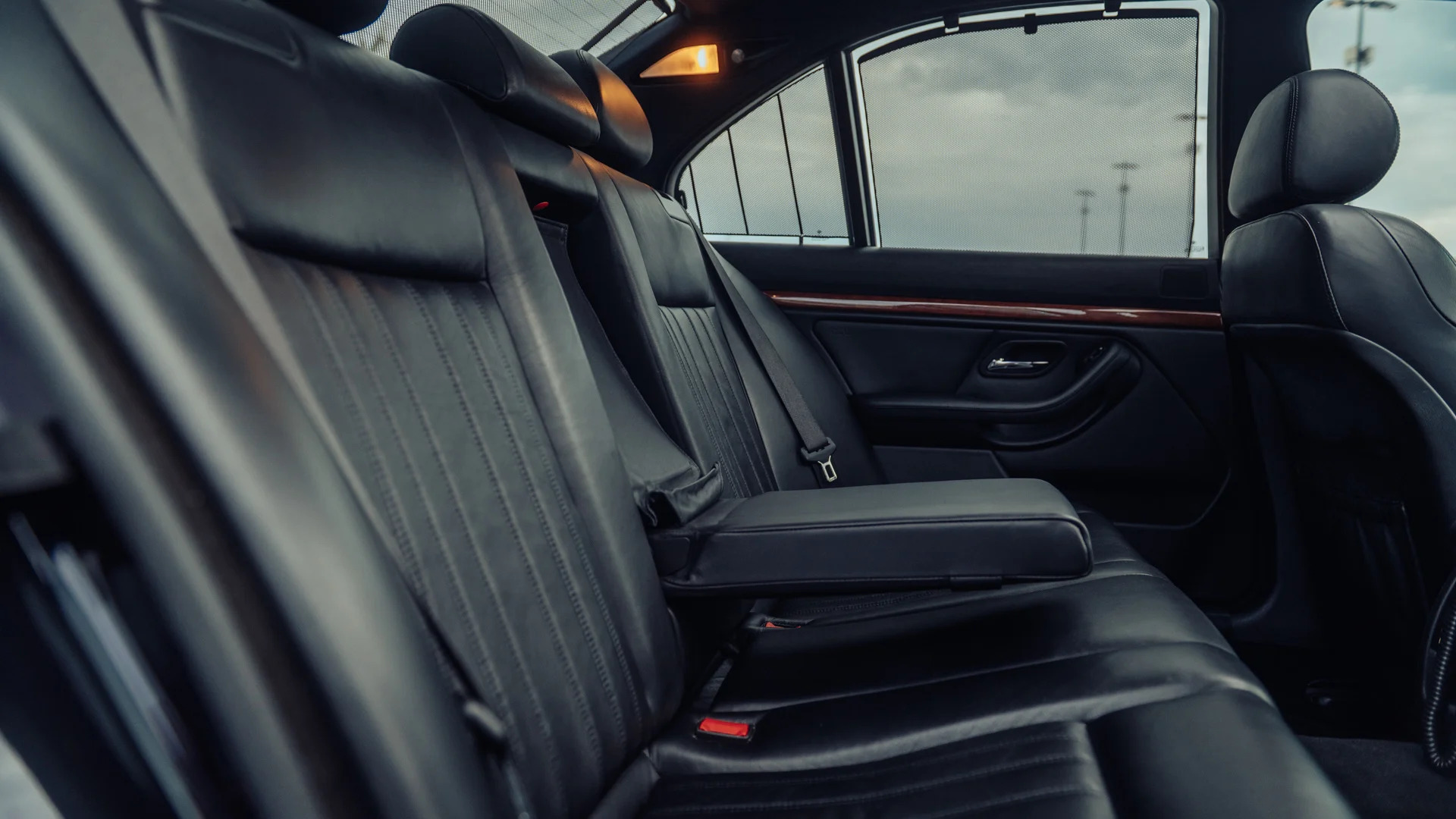 BMW M5 W10 VW Prototype - 30