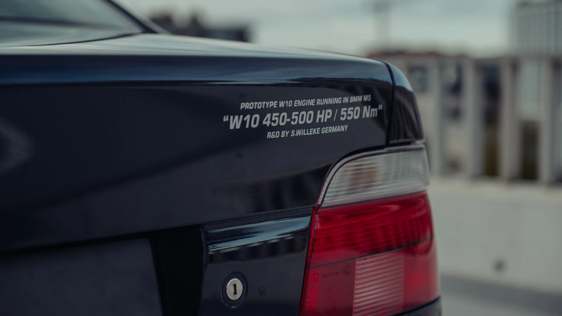 BMW M5 W10 VW Prototype - 4